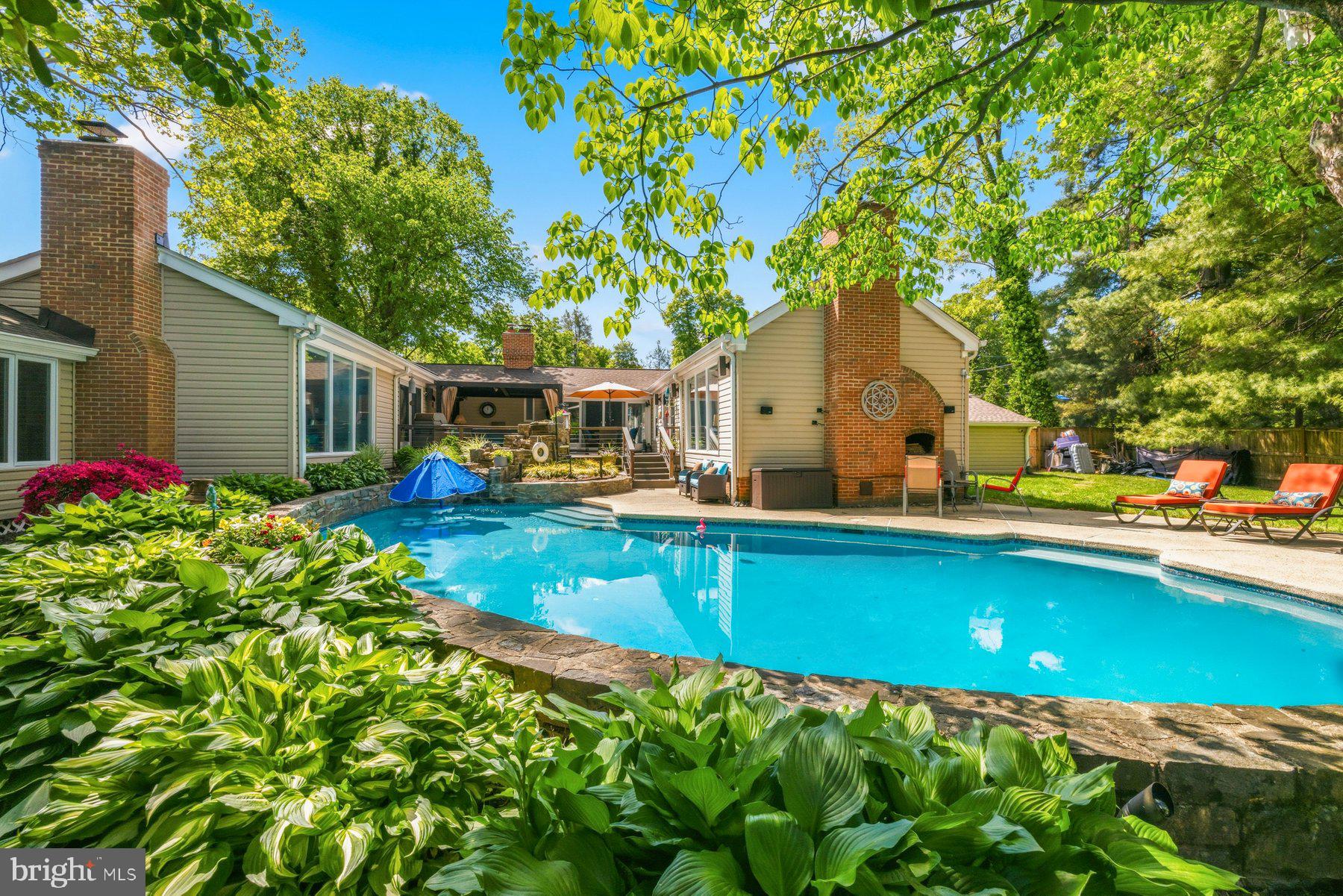 CHEVY CHASE - Residential