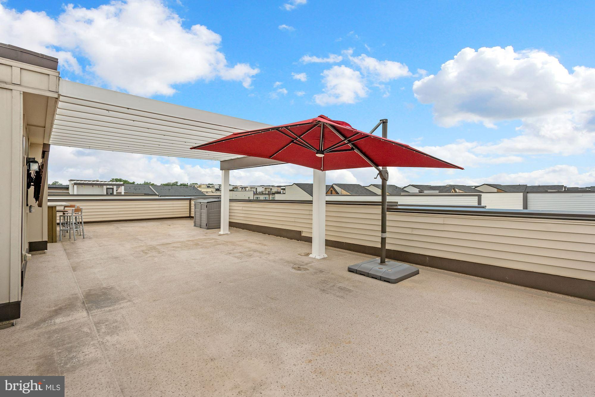 GARDEN DISTRICT AT BRAMBLETON TOWN CENTER - Residential Lease