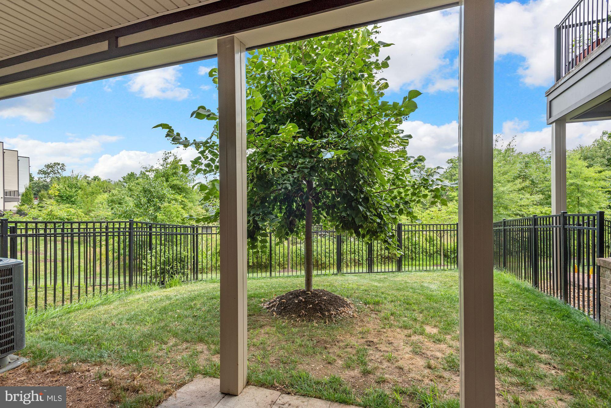 GARDEN DISTRICT AT BRAMBLETON TOWN CENTER - Residential Lease