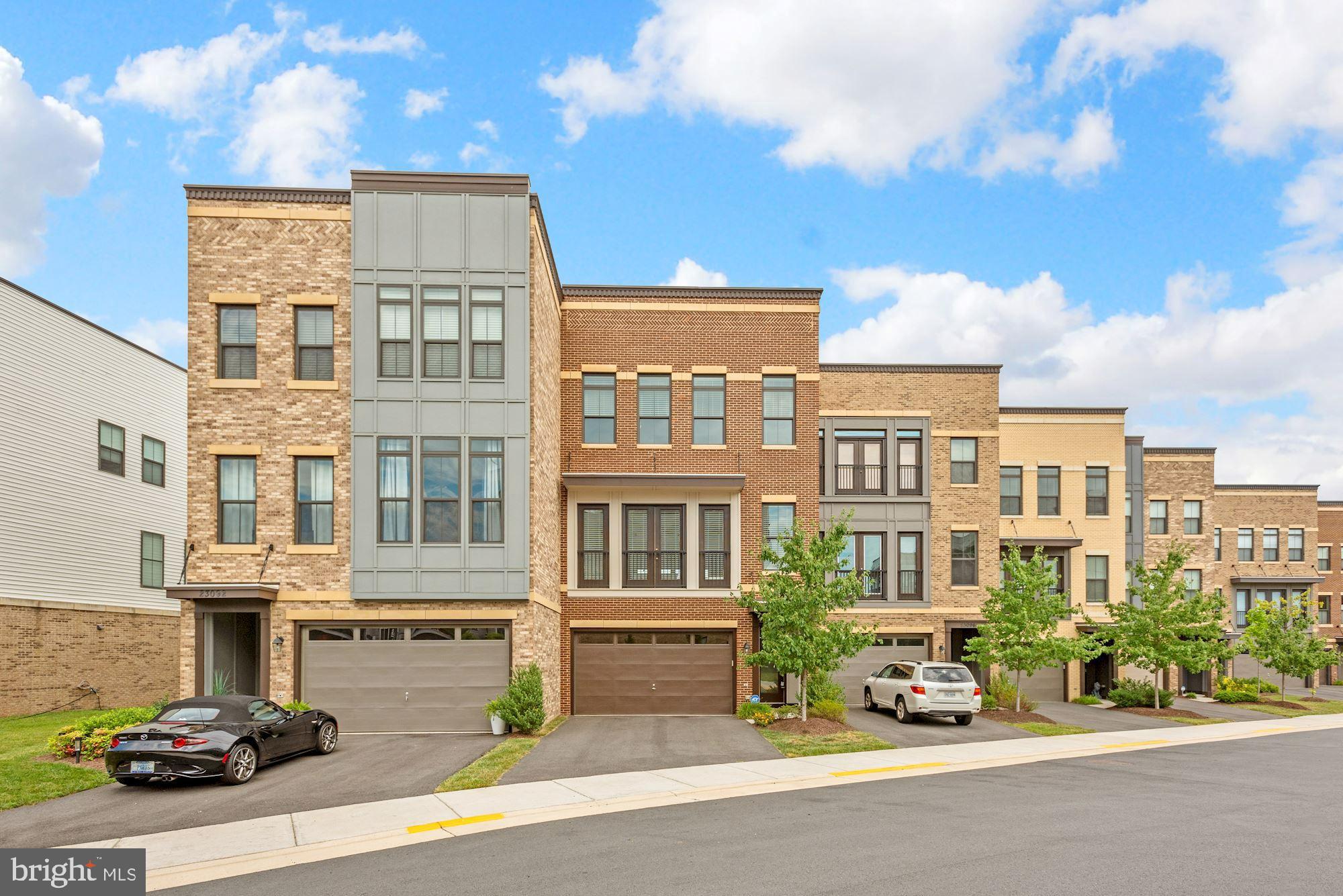 GARDEN DISTRICT AT BRAMBLETON TOWN CENTER - Residential Lease