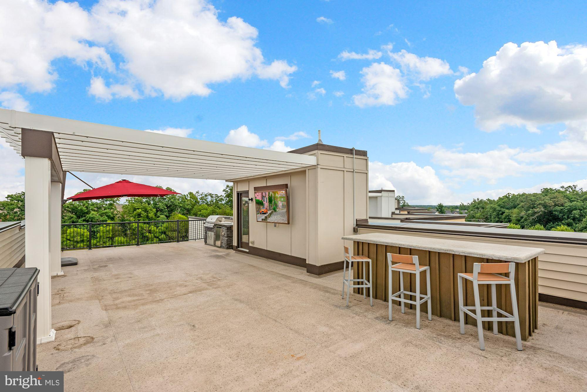 GARDEN DISTRICT AT BRAMBLETON TOWN CENTER - Residential Lease