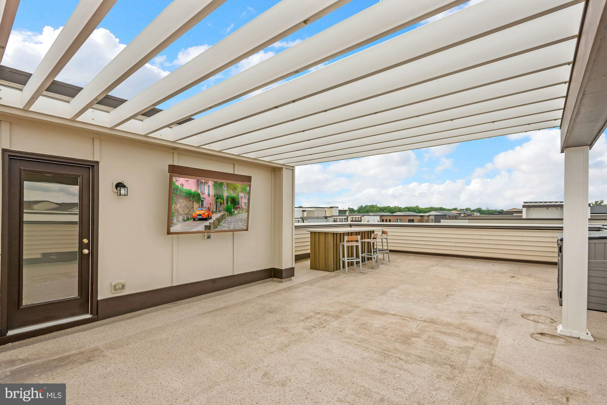 GARDEN DISTRICT AT BRAMBLETON TOWN CENTER - Residential Lease