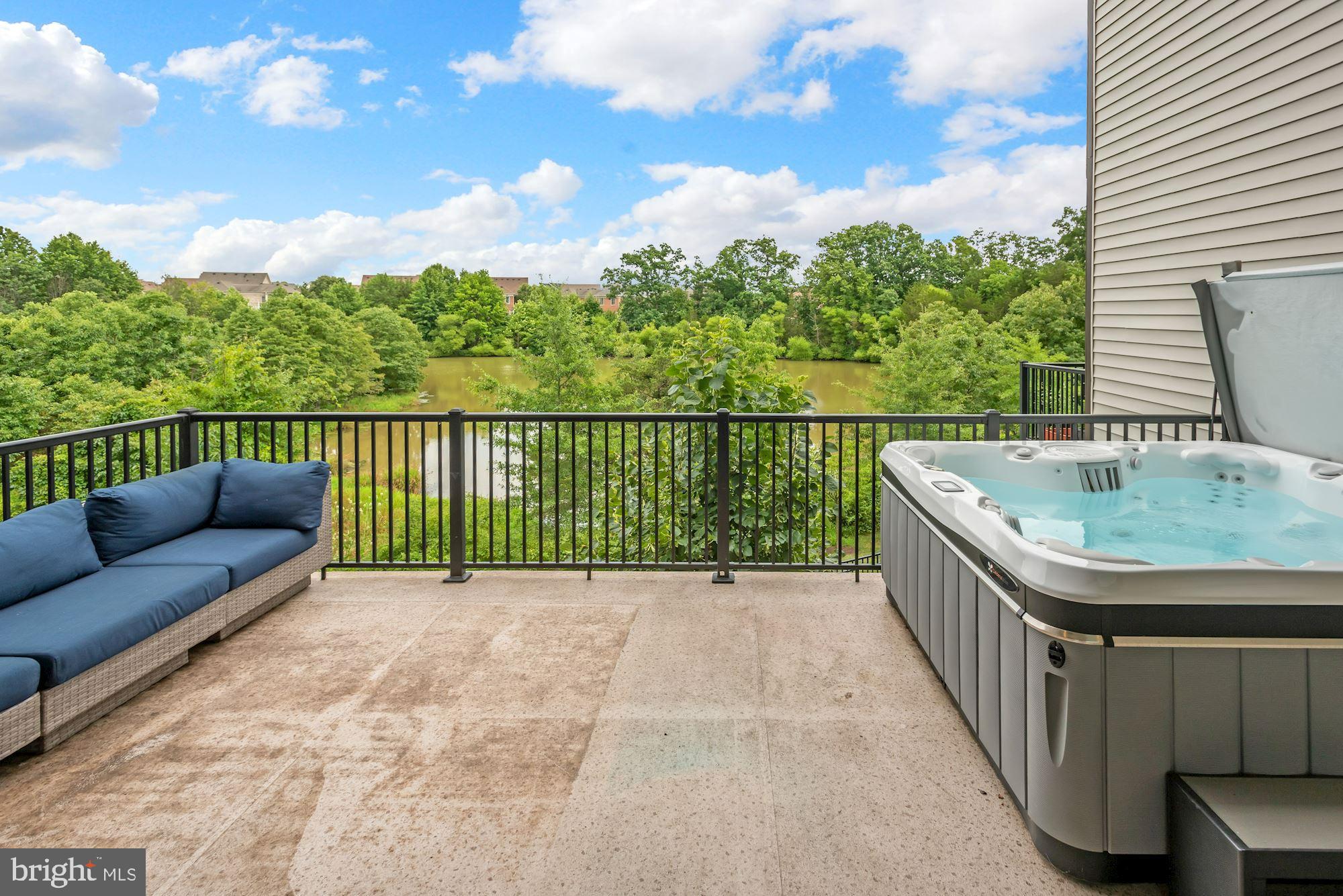 GARDEN DISTRICT AT BRAMBLETON TOWN CENTER - Residential Lease