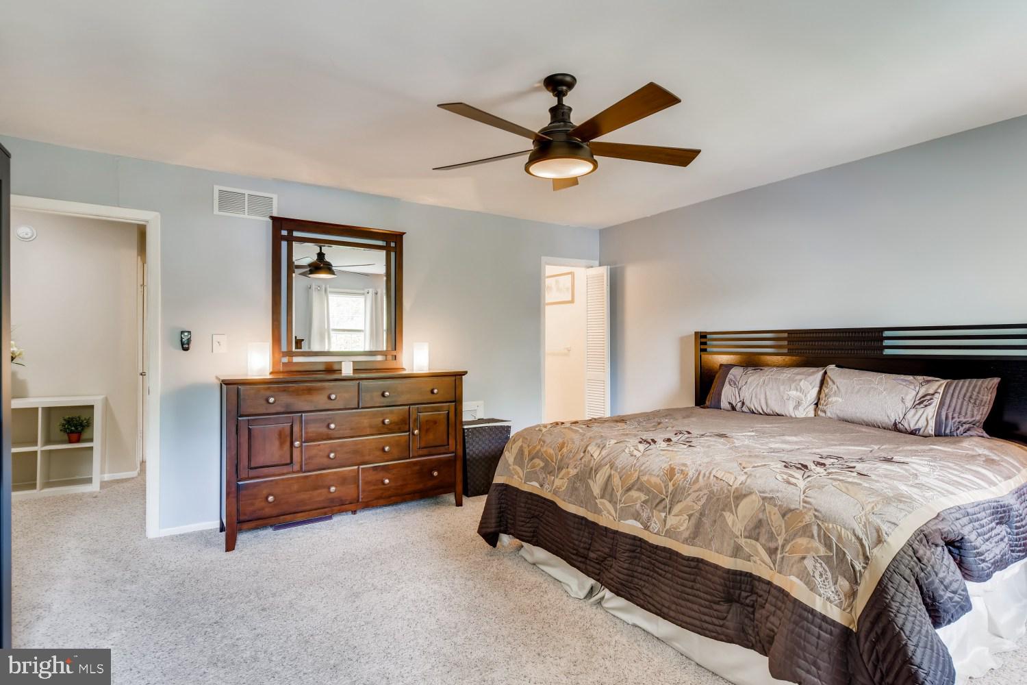 DOUBLE ROCK TOWNHOUSES - Residential