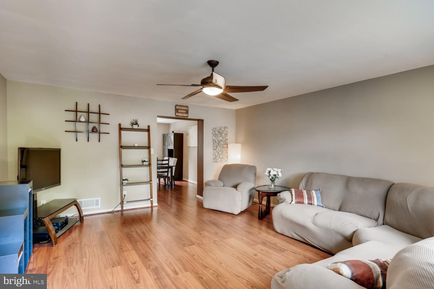 DOUBLE ROCK TOWNHOUSES - Residential