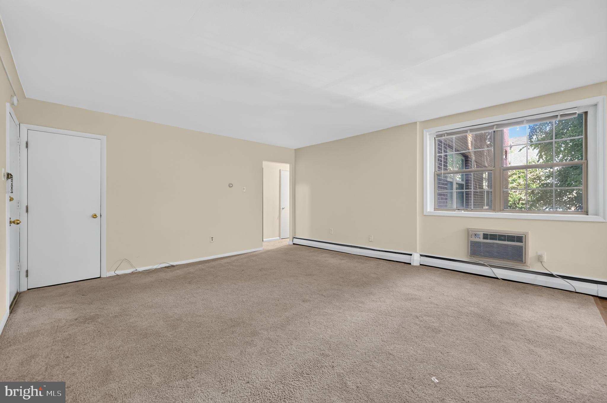 383 LAKESIDE ROAD 205