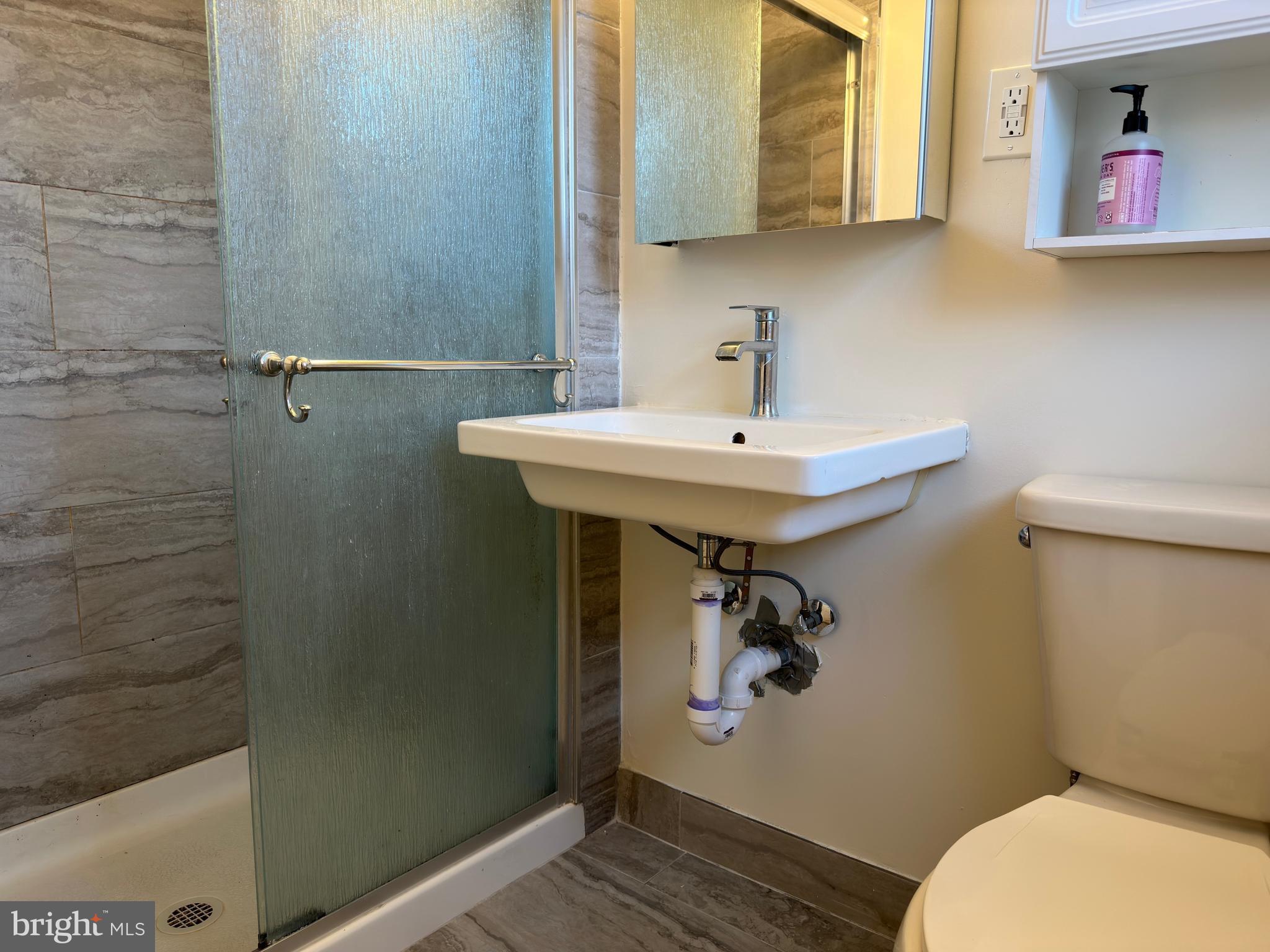 BRADMOOR - Residential Lease