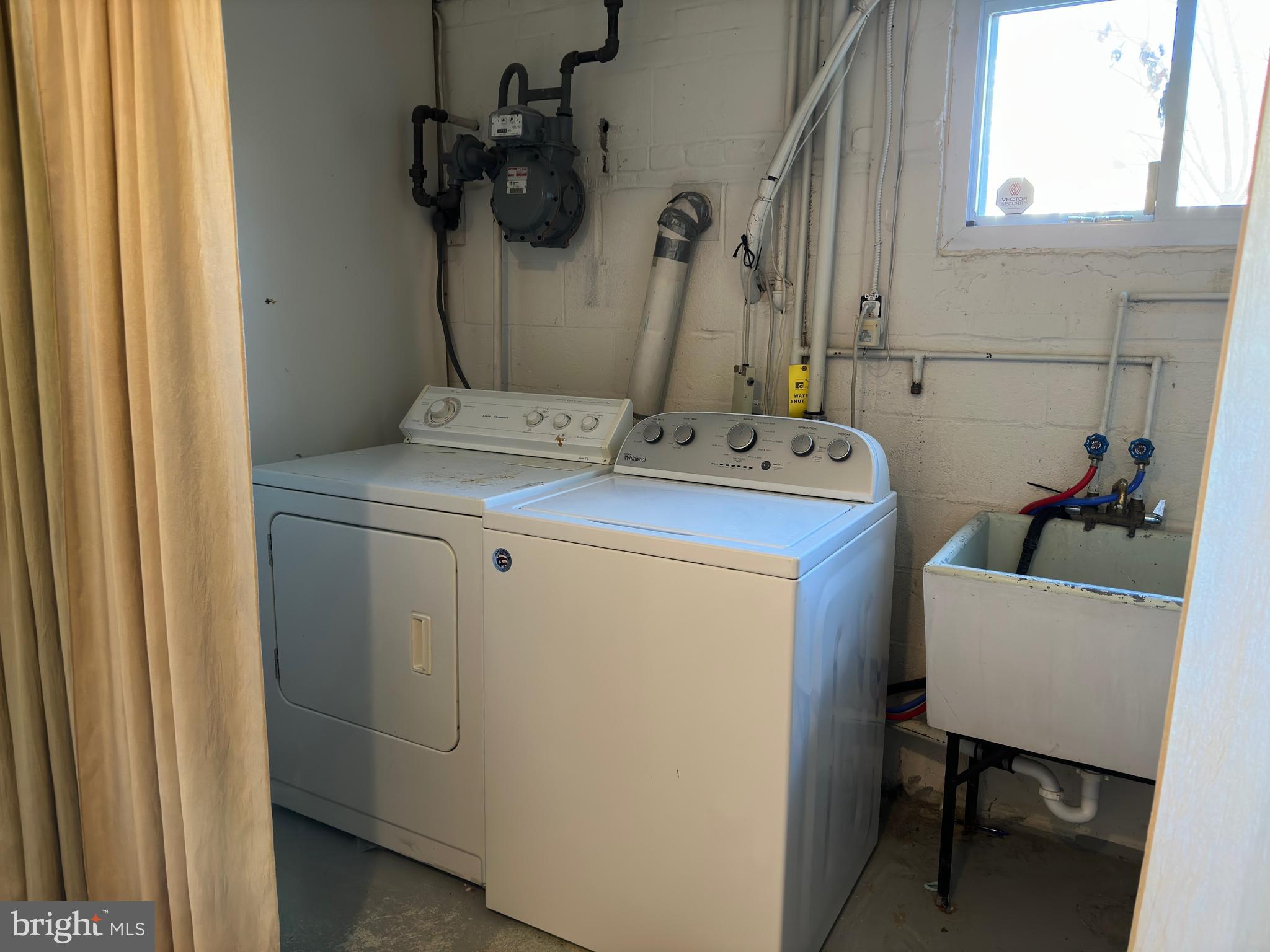 BRADMOOR - Residential Lease