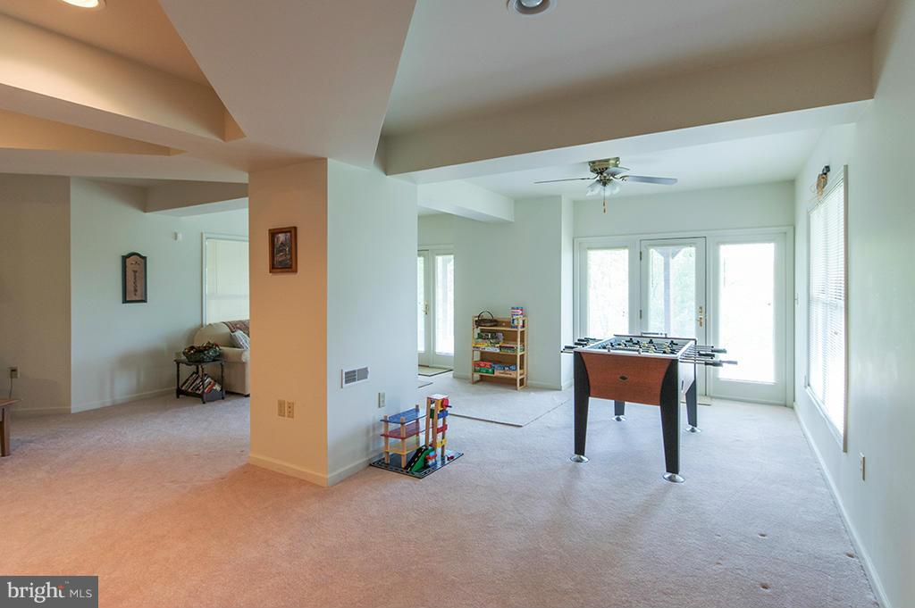 CACAPON EAST - Residential