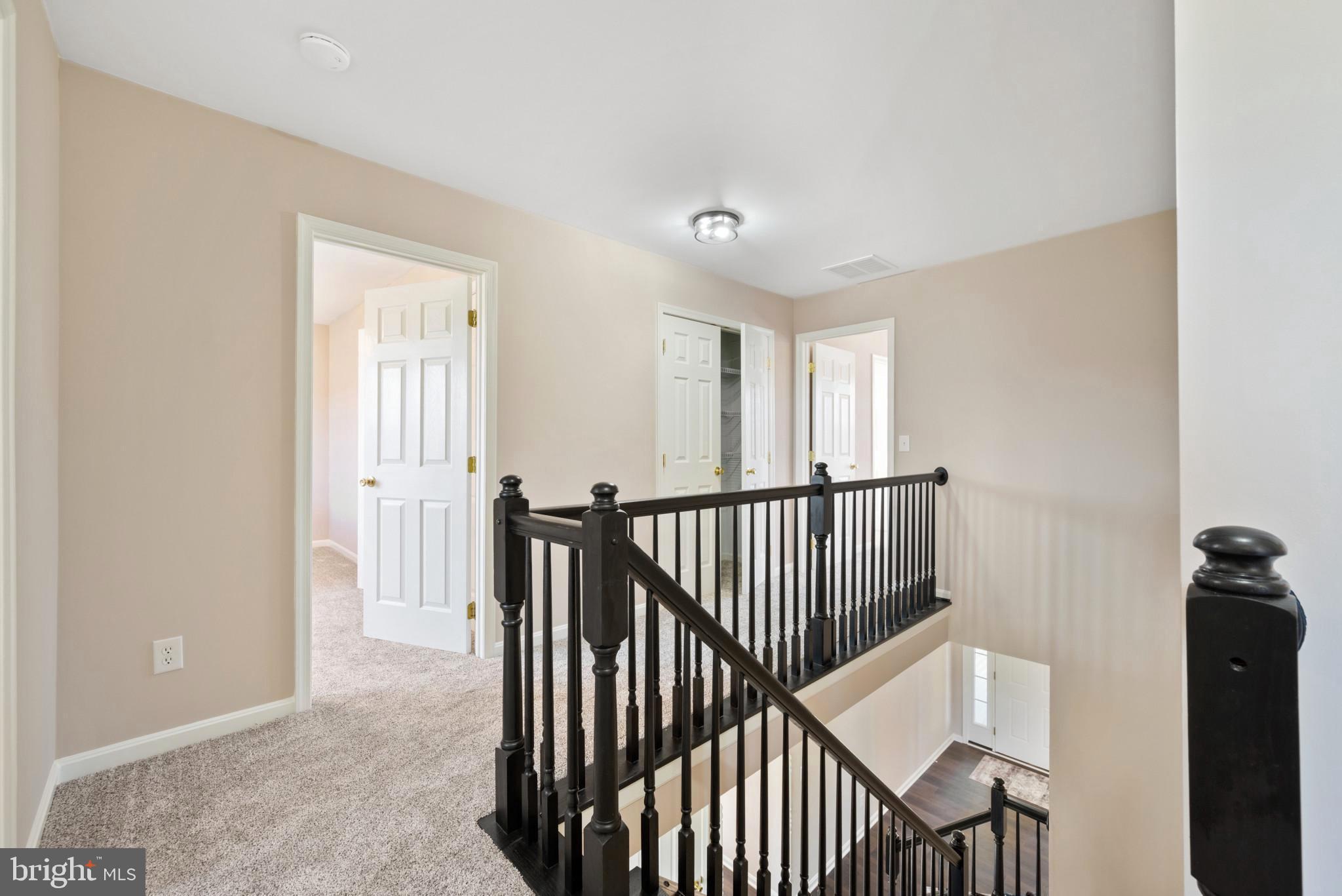 MEADOWBROOK - Residential