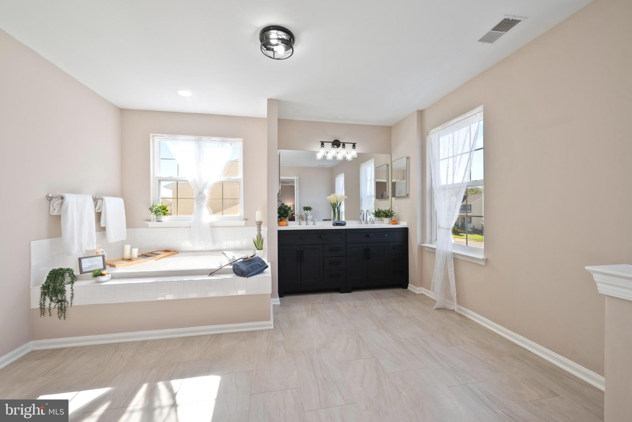 MEADOWBROOK - Residential