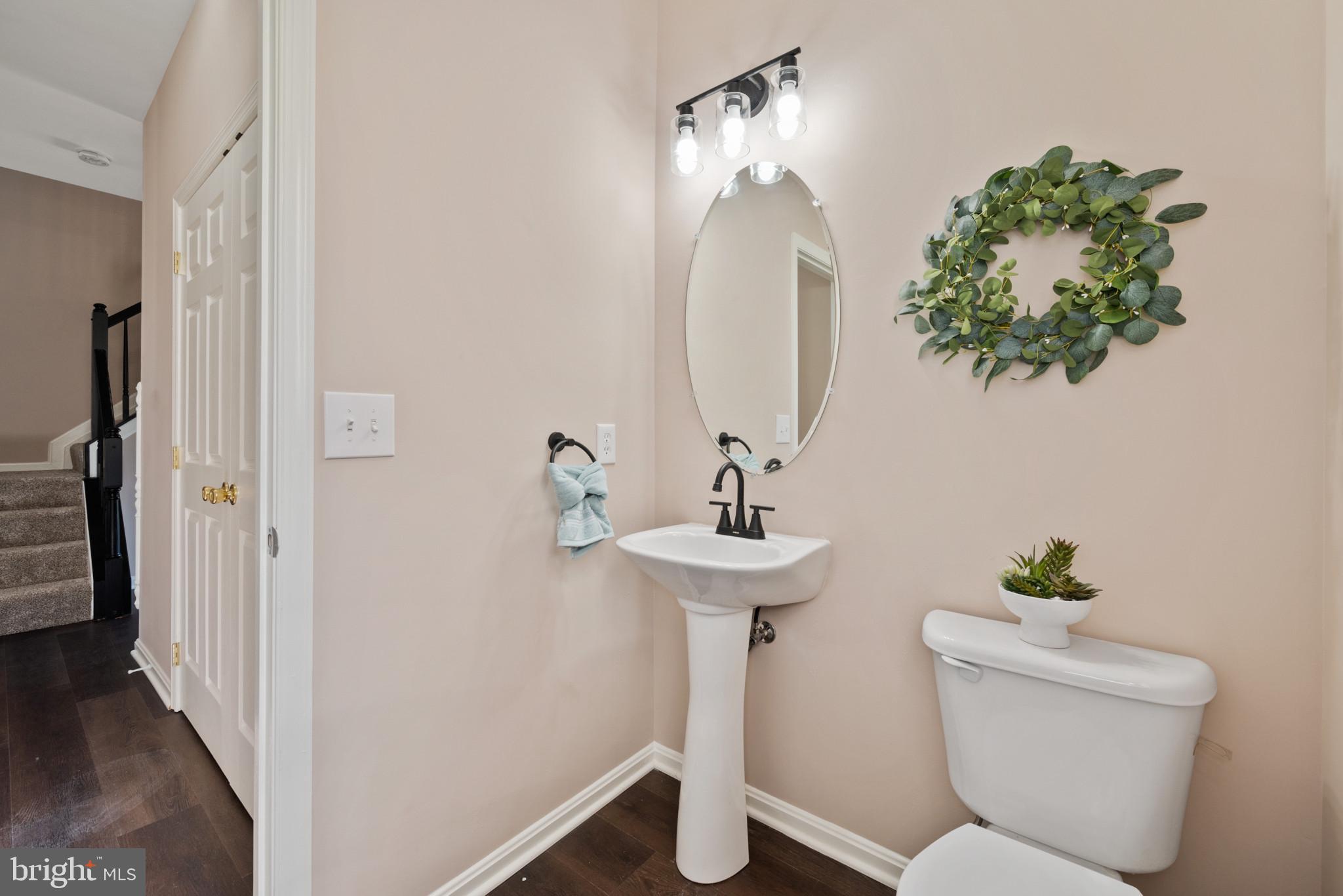 MEADOWBROOK - Residential