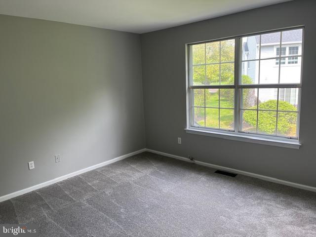 COUNTRY BEND - Residential Lease