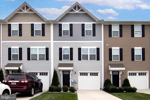 32 BURR STREET WILLIAMSTOWN NJ 08094