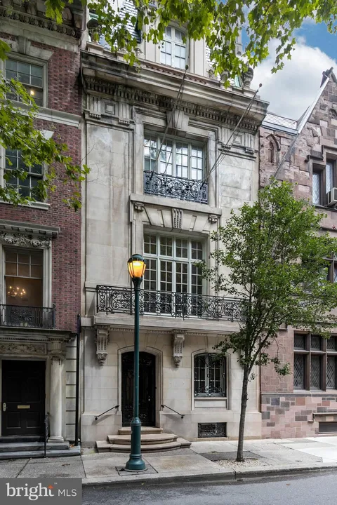 1629 Locust Street, Philadelphia, PA MLS: PAPH2045448