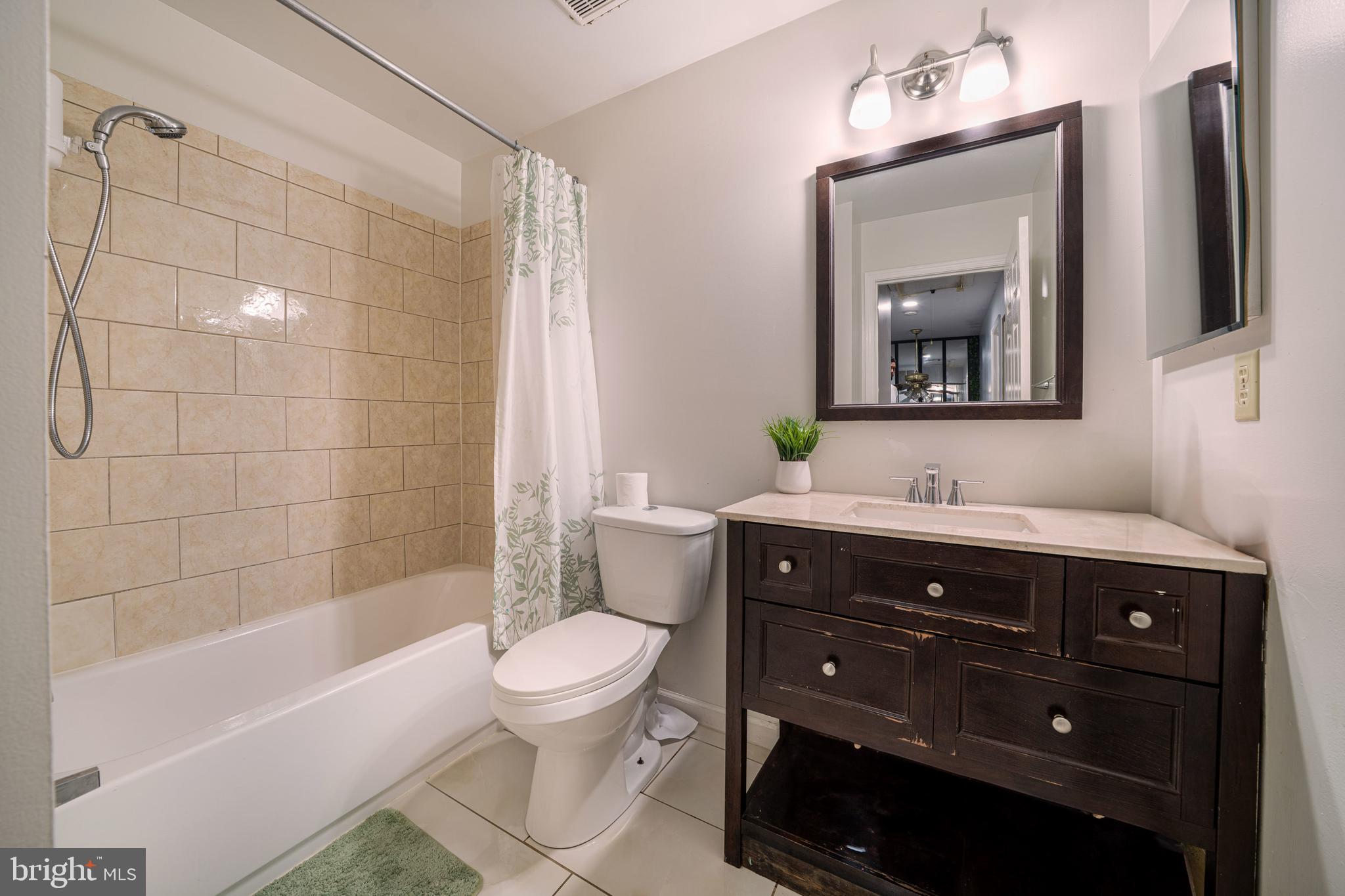 ENFIELD CHASE PLAT TWO - Residential