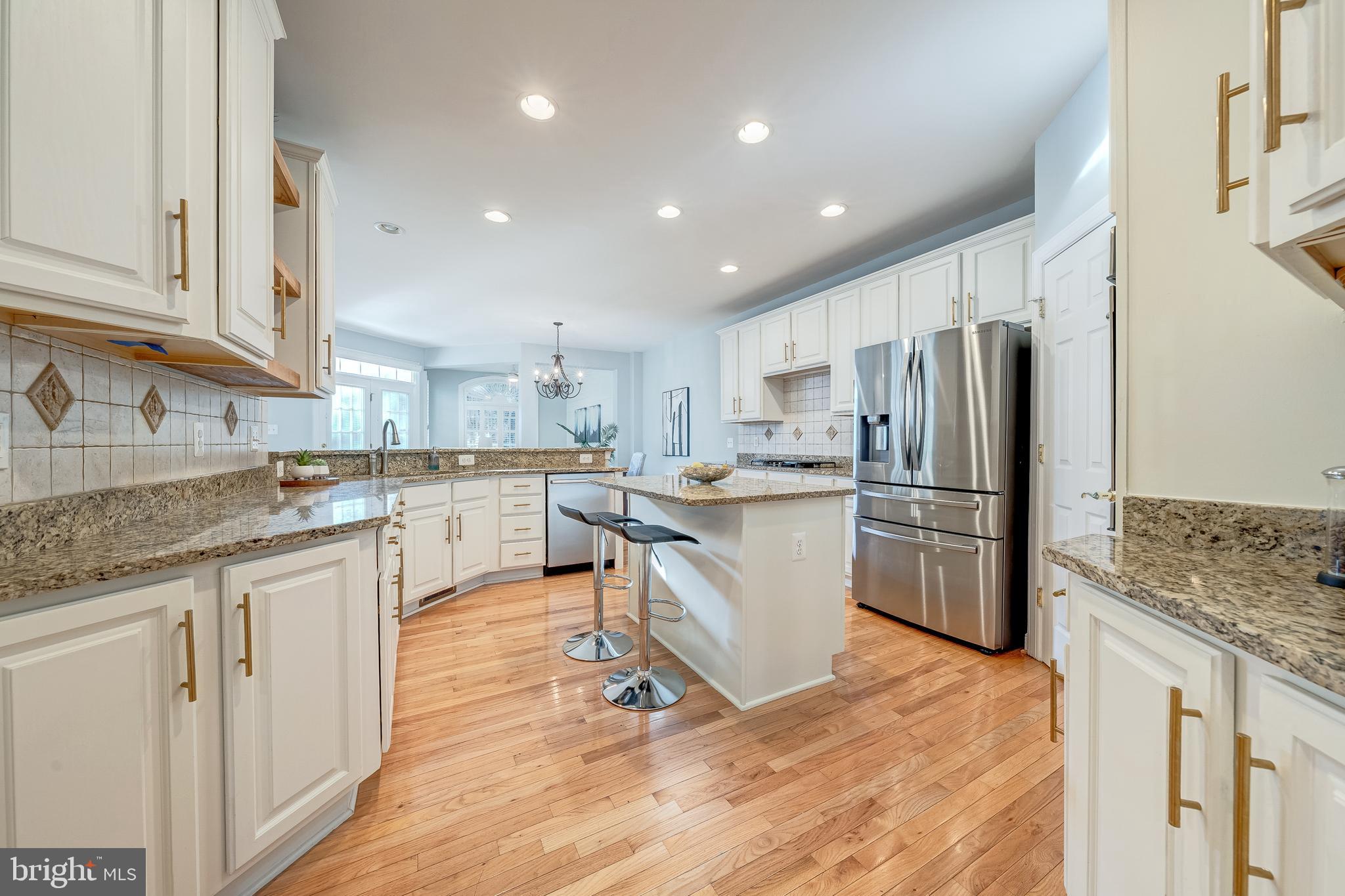 LANSDOWNE ON THE POTOMAC - Residential