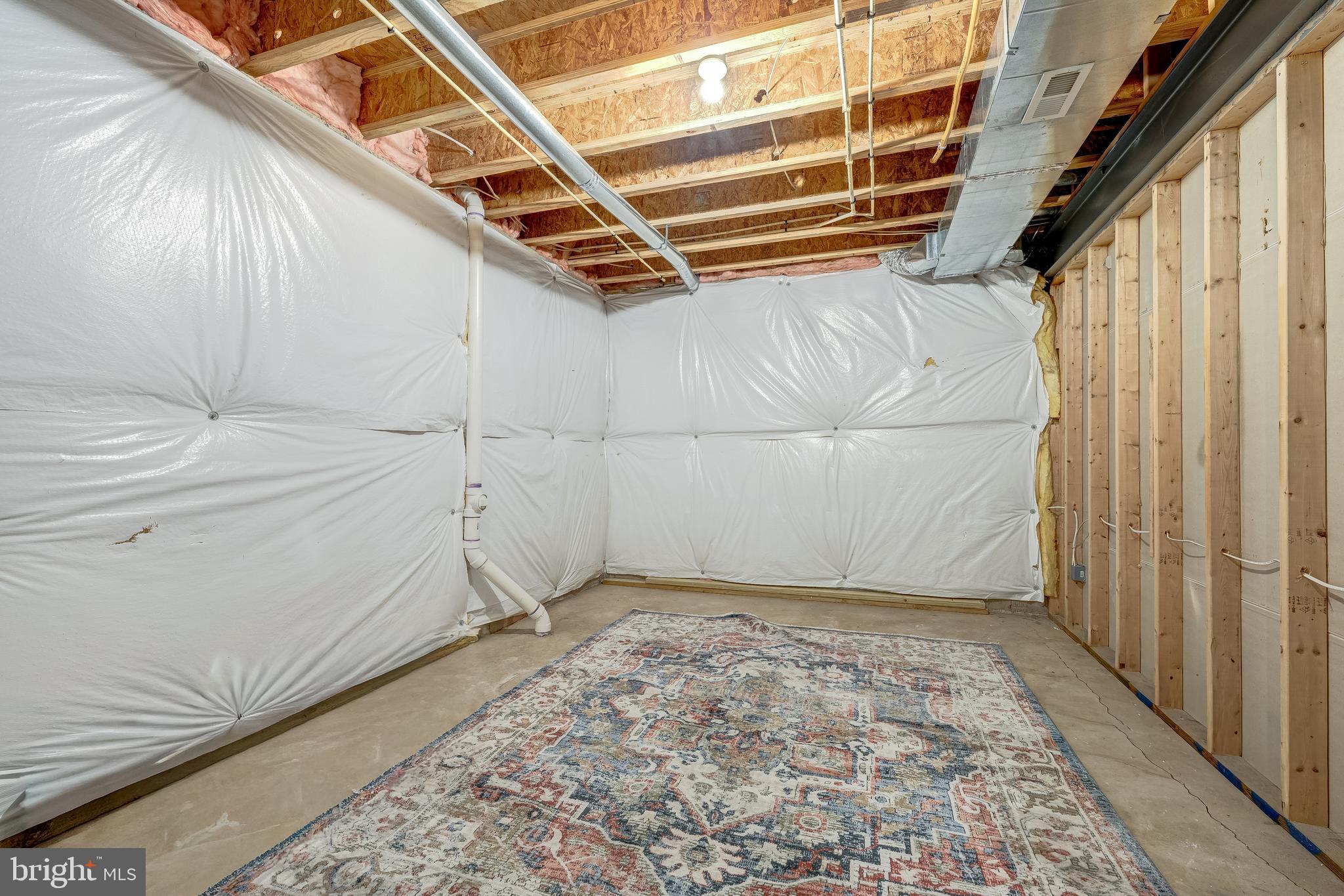 LANSDOWNE ON THE POTOMAC - Residential