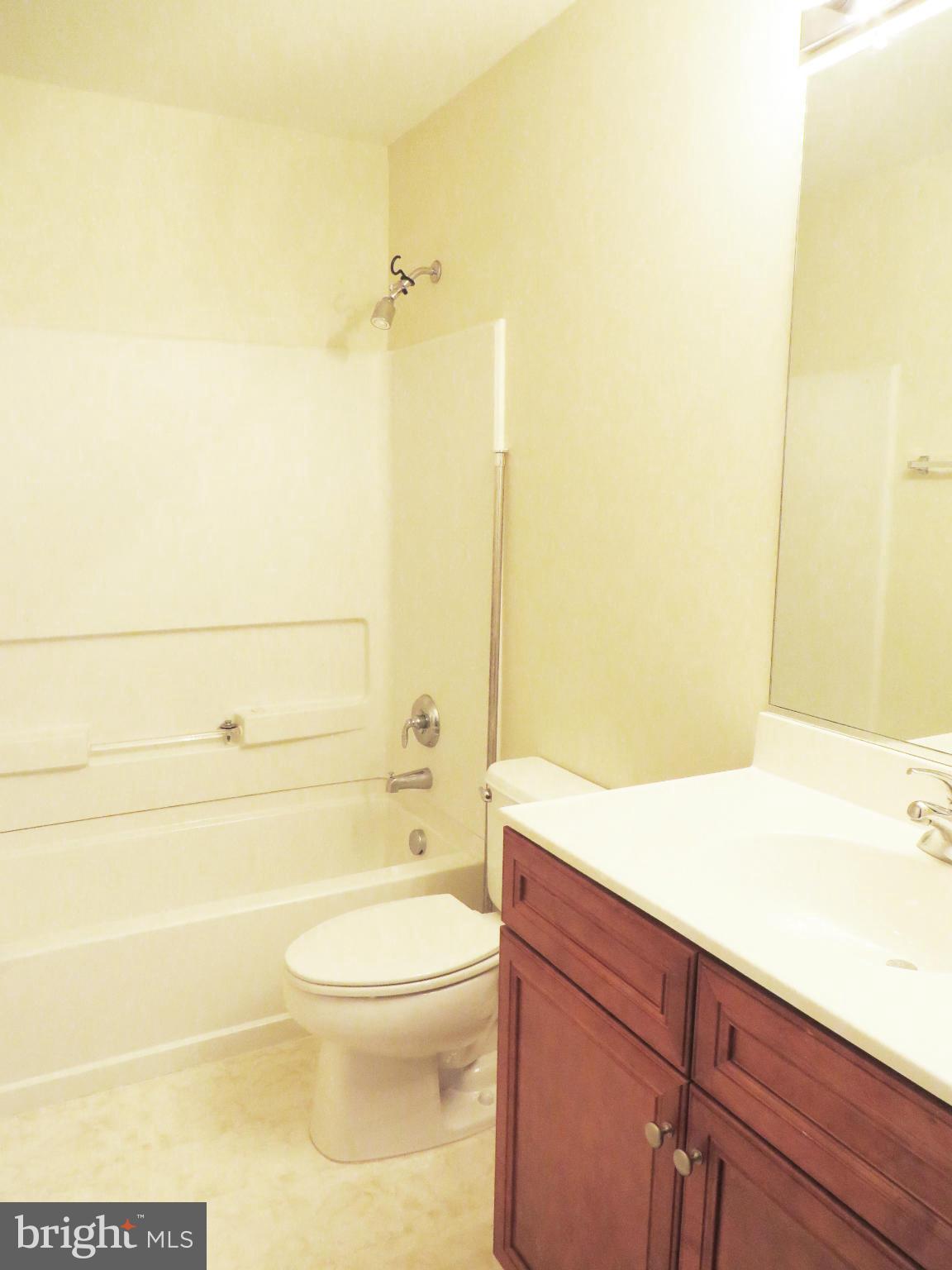 PRIMROSE PARK - Residential Lease