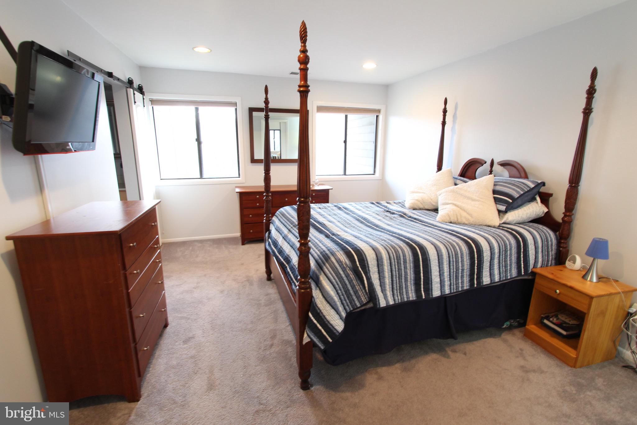 JONES VALLEY - Residential