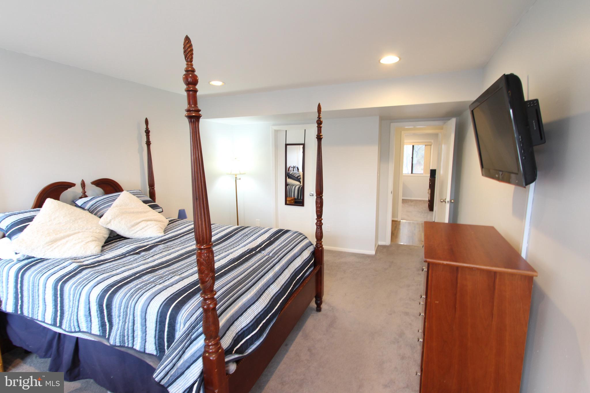 JONES VALLEY - Residential