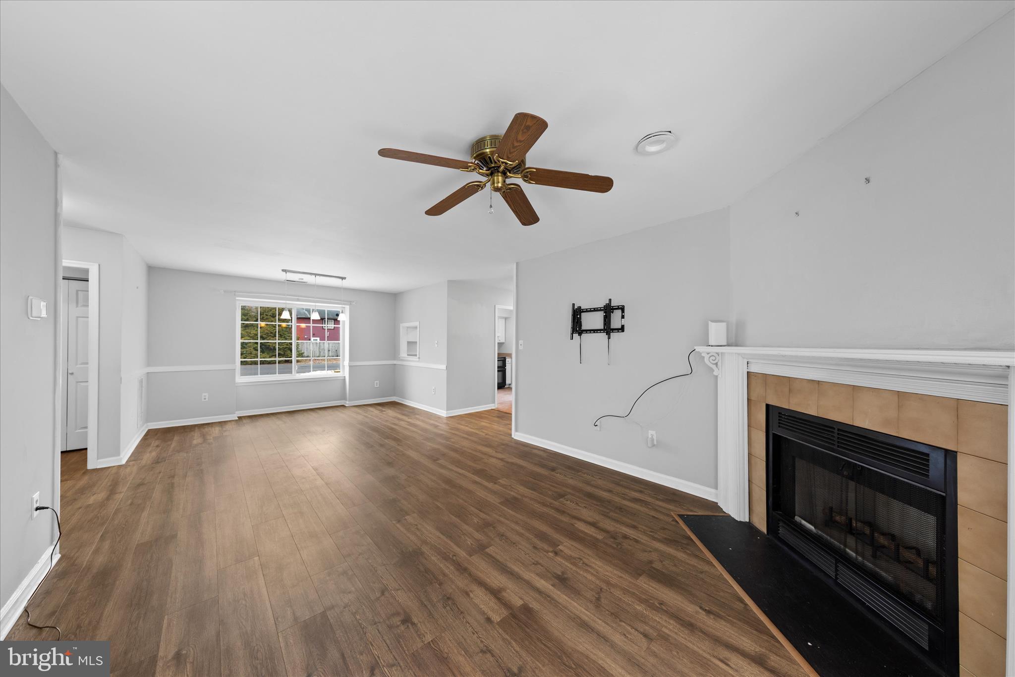 SPRING CHASE - Residential