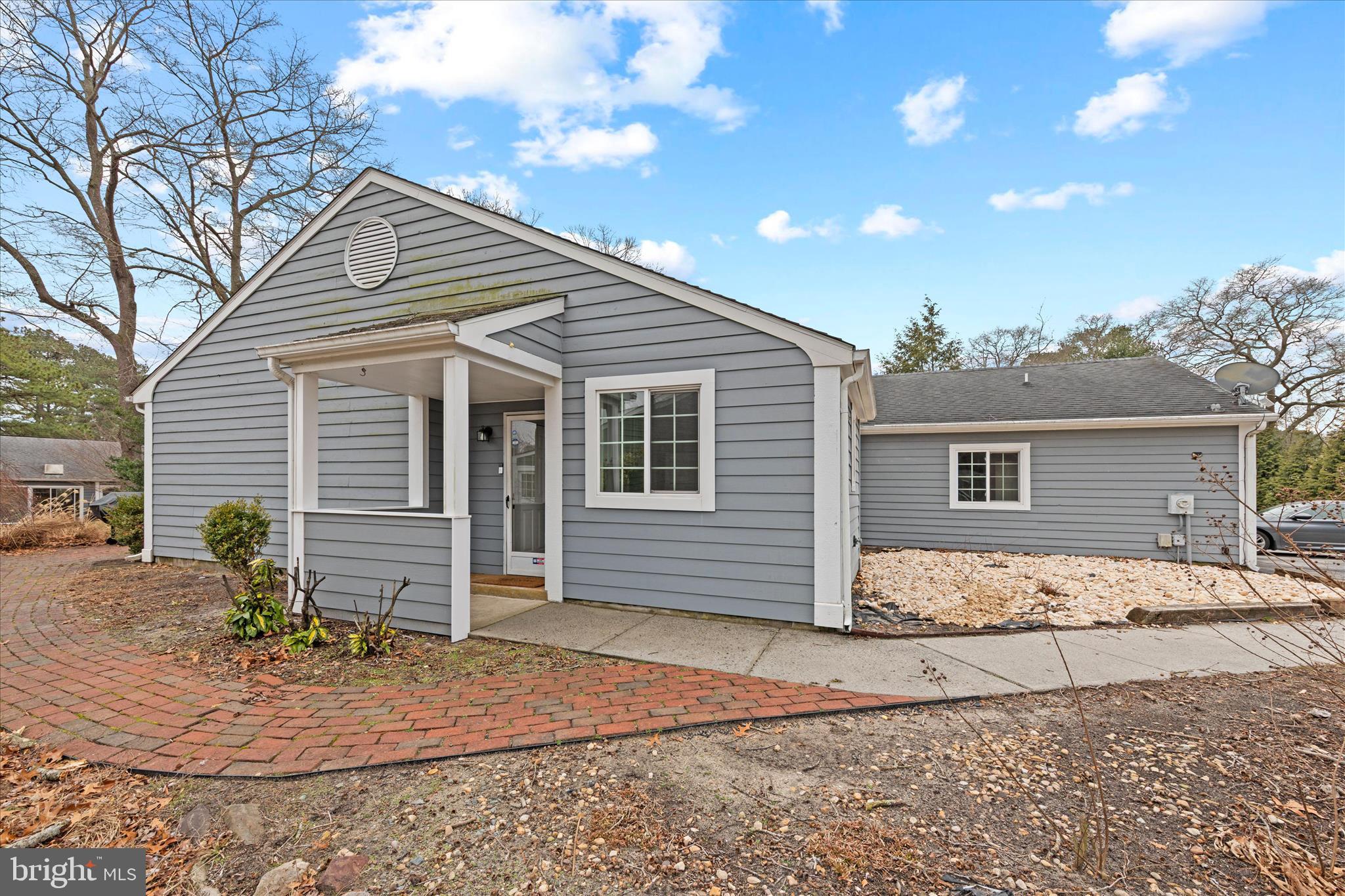 SPRING CHASE - Residential