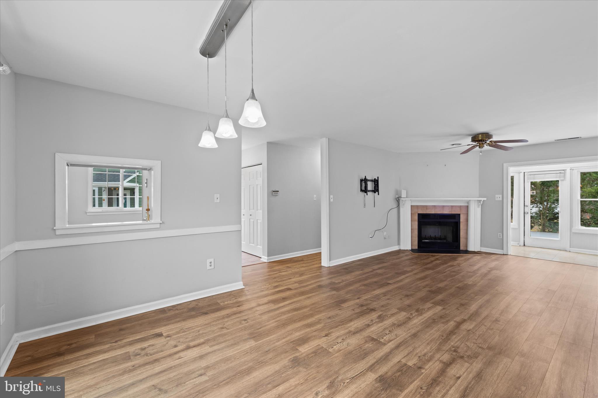 SPRING CHASE - Residential