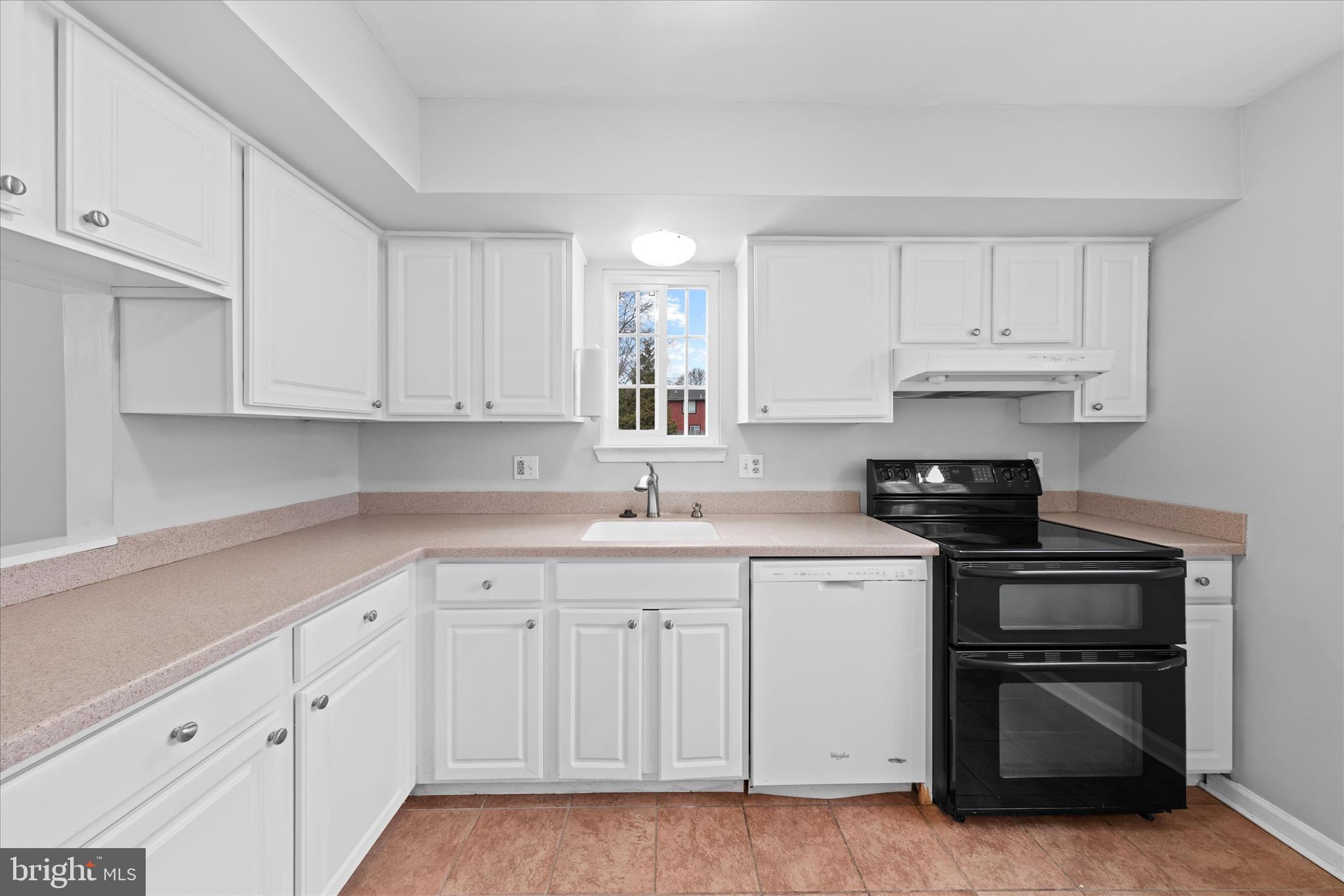 SPRING CHASE - Residential