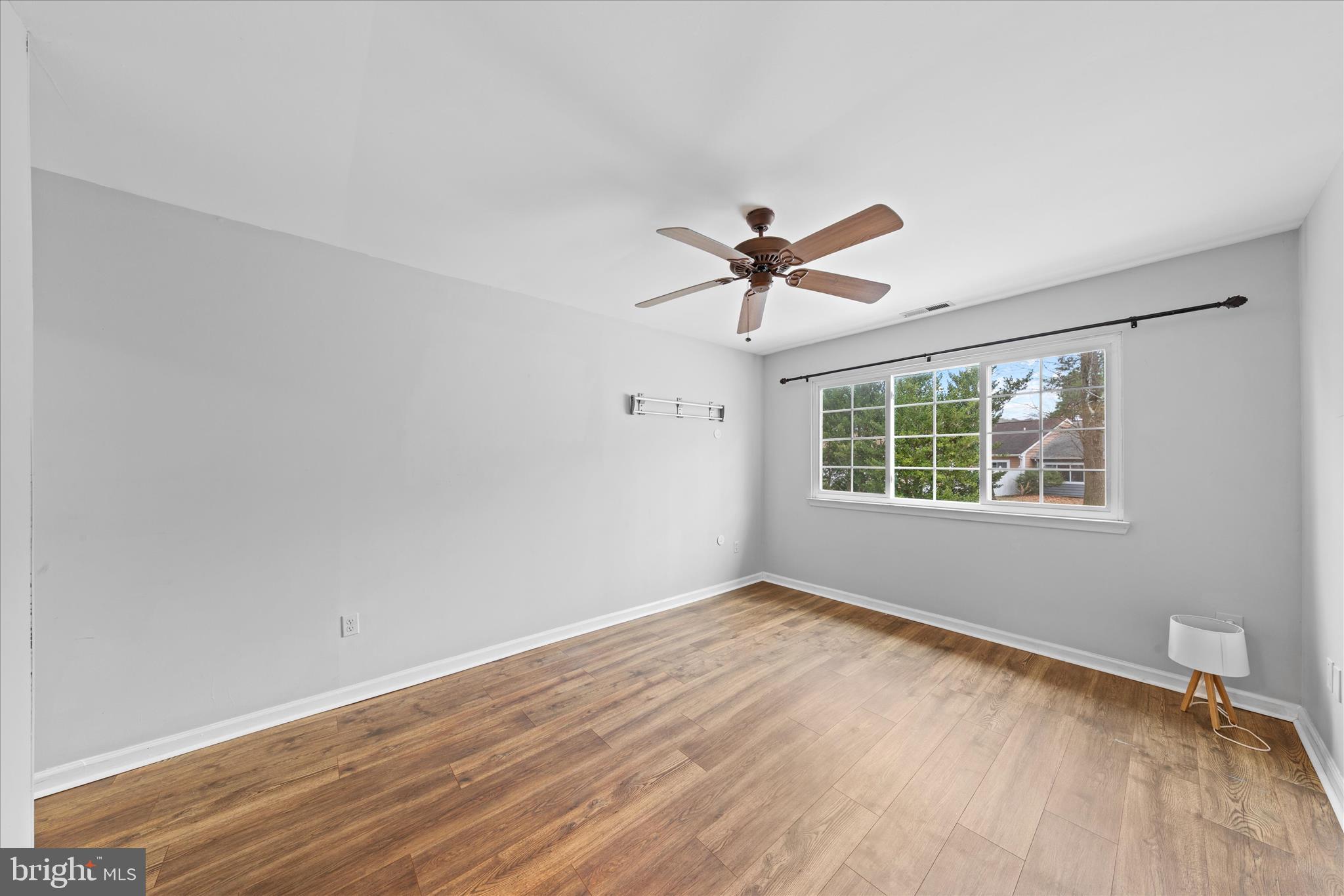 SPRING CHASE - Residential