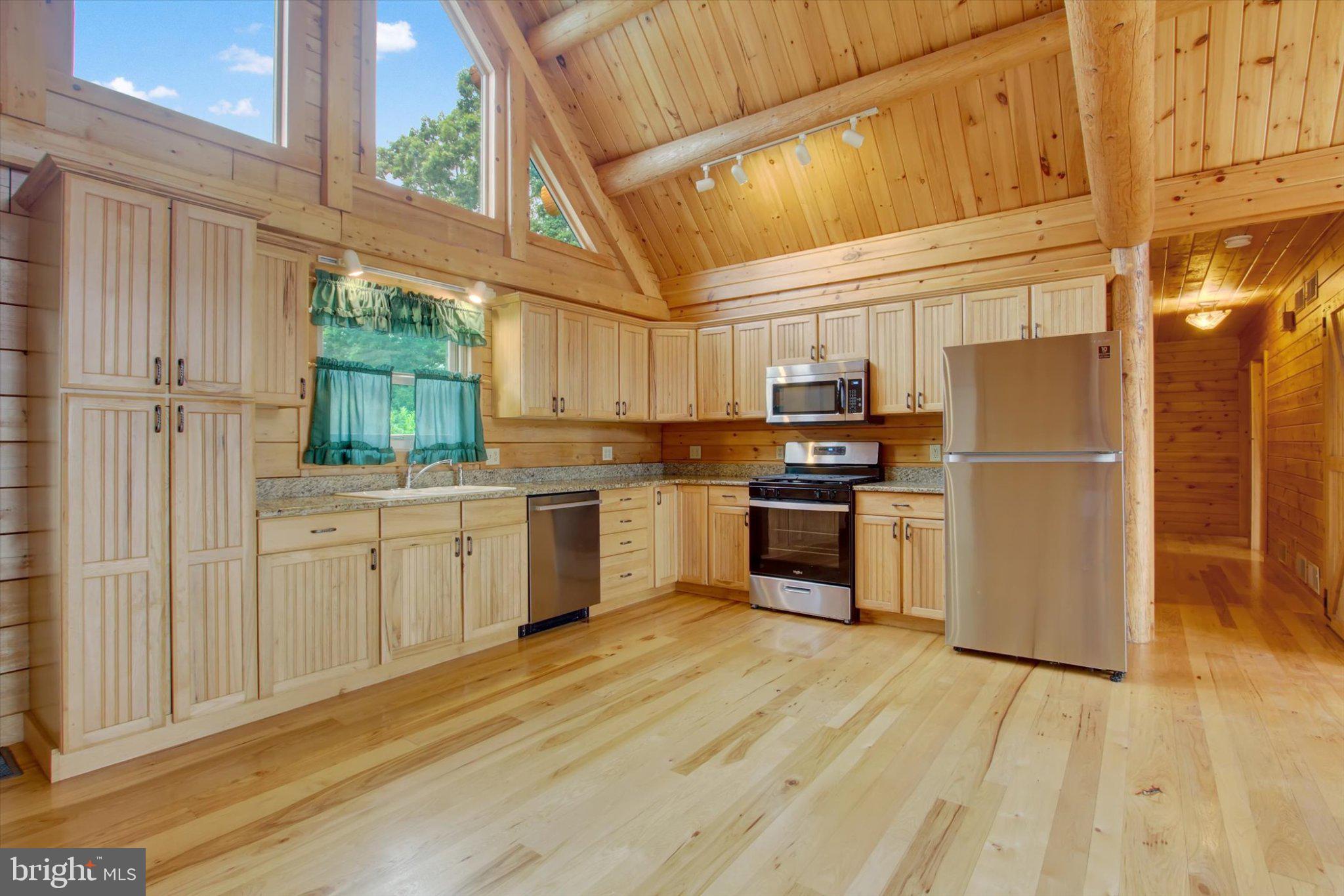 835 JACKS MOUNTAIN ROAD