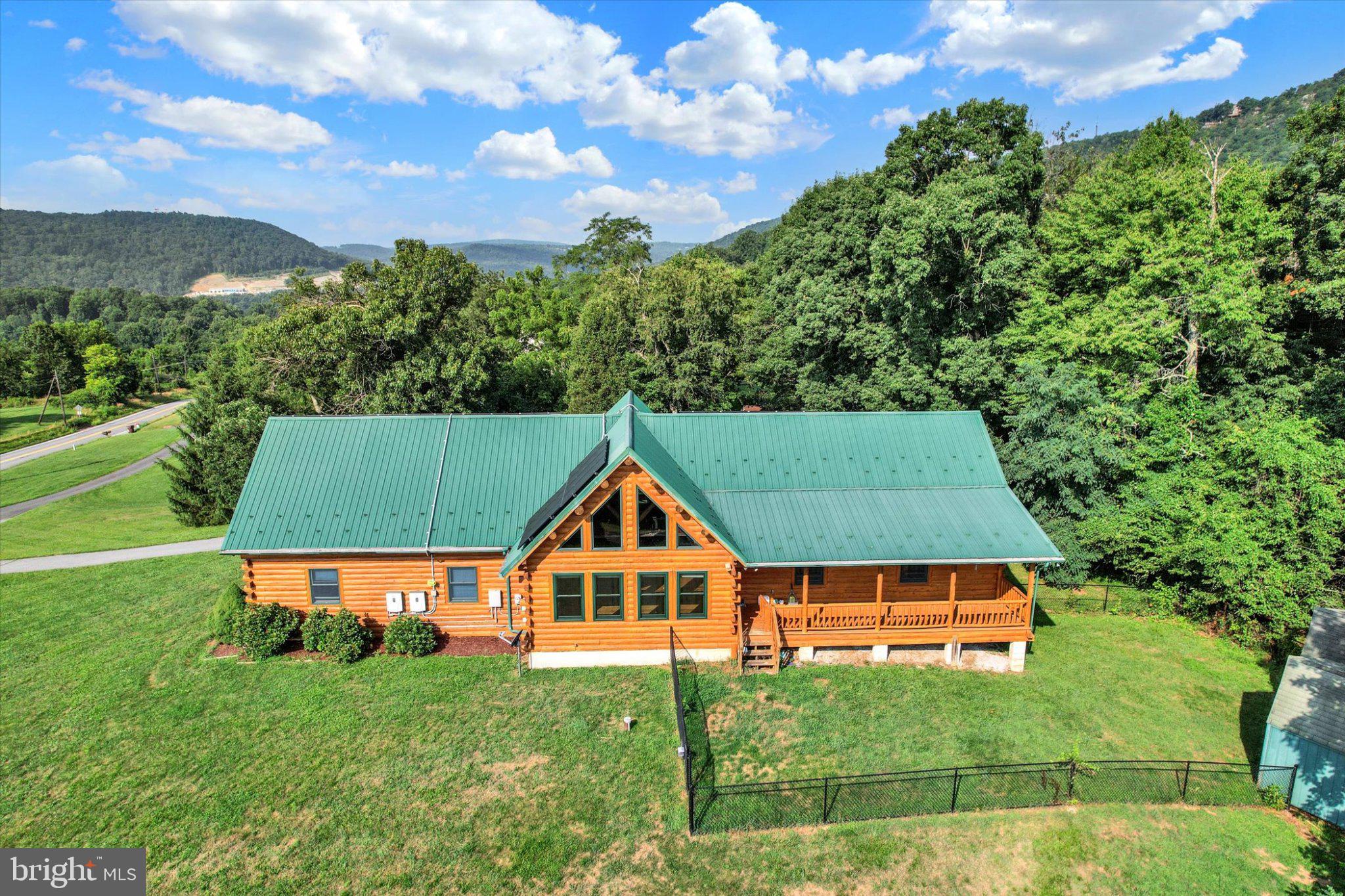 835 JACKS MOUNTAIN ROAD