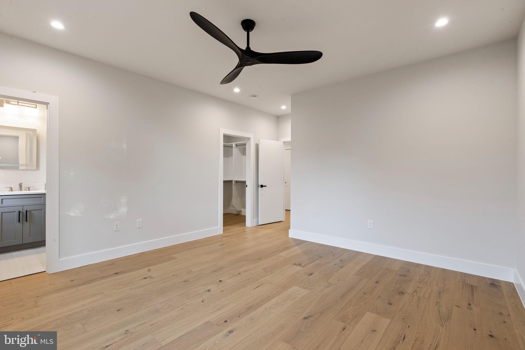 WOODS OF ILDA - Residential