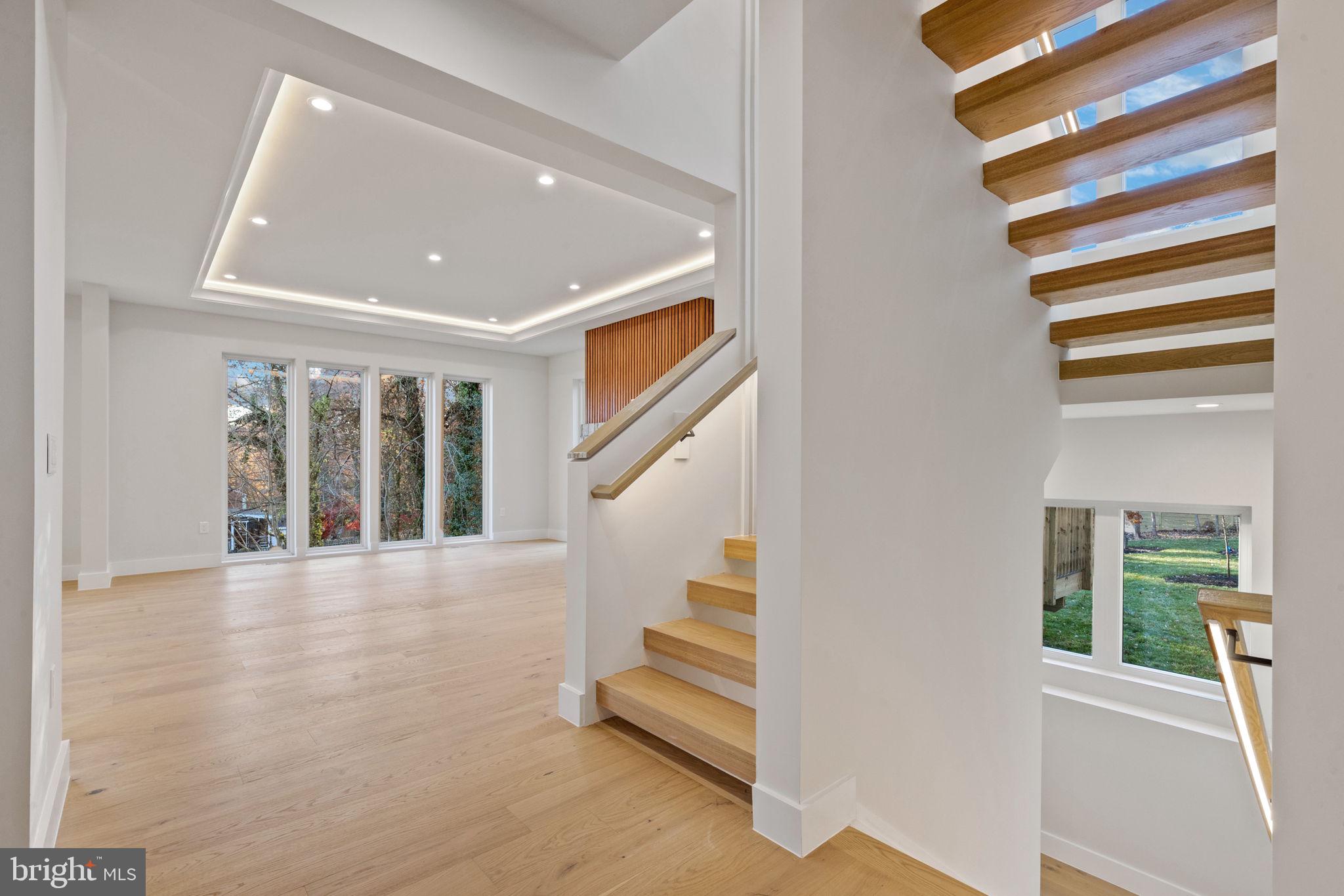 WOODS OF ILDA - Residential