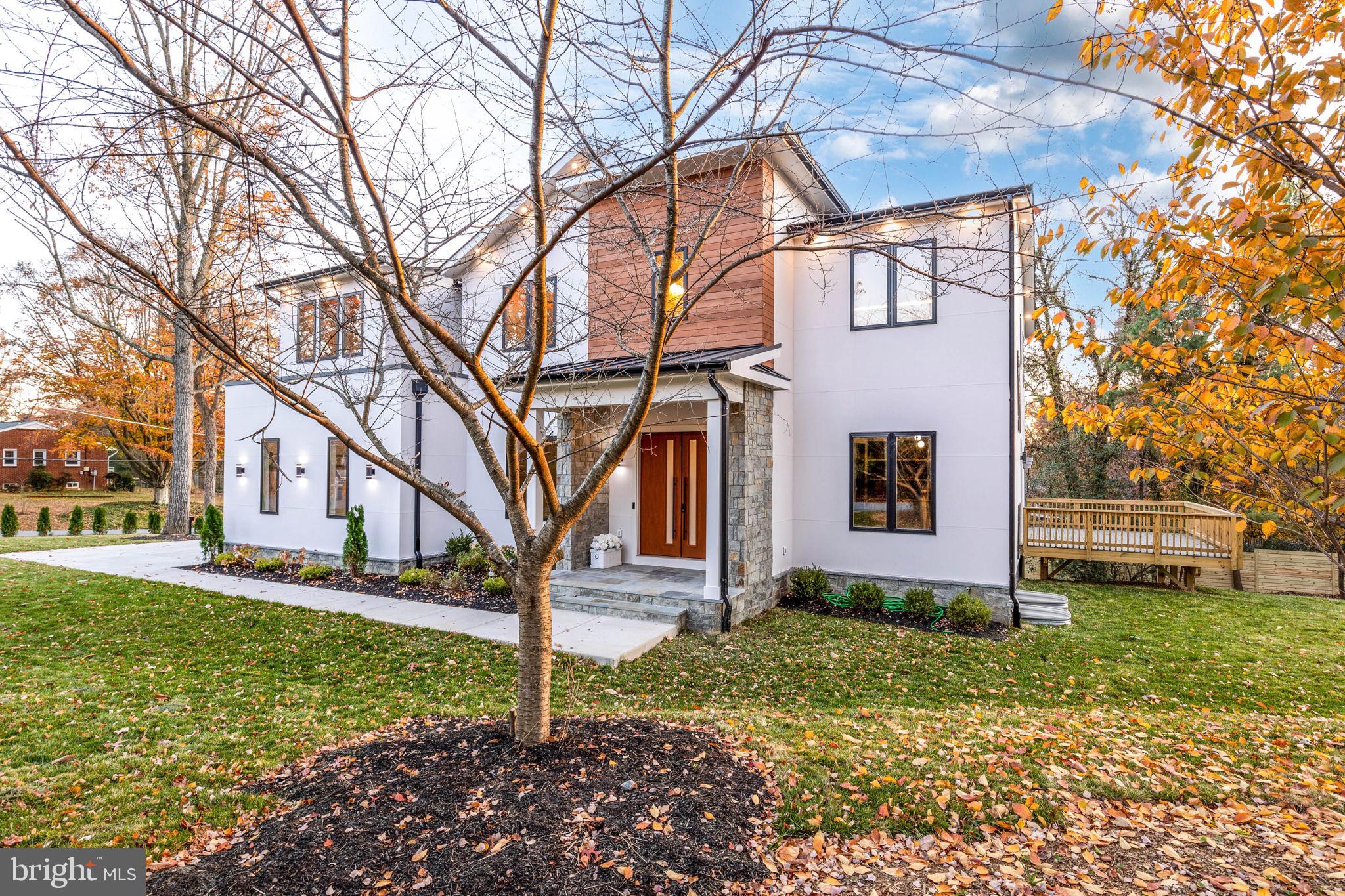 WOODS OF ILDA - Residential