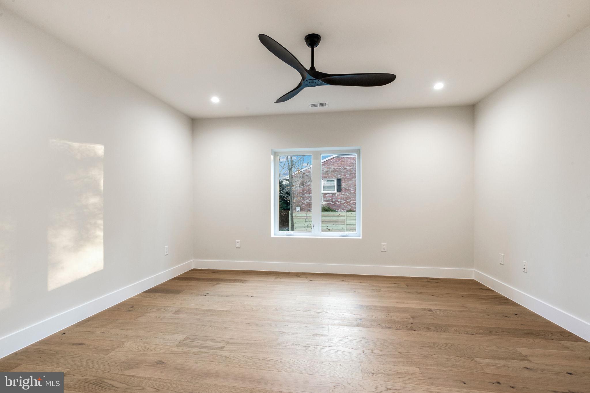 WOODS OF ILDA - Residential