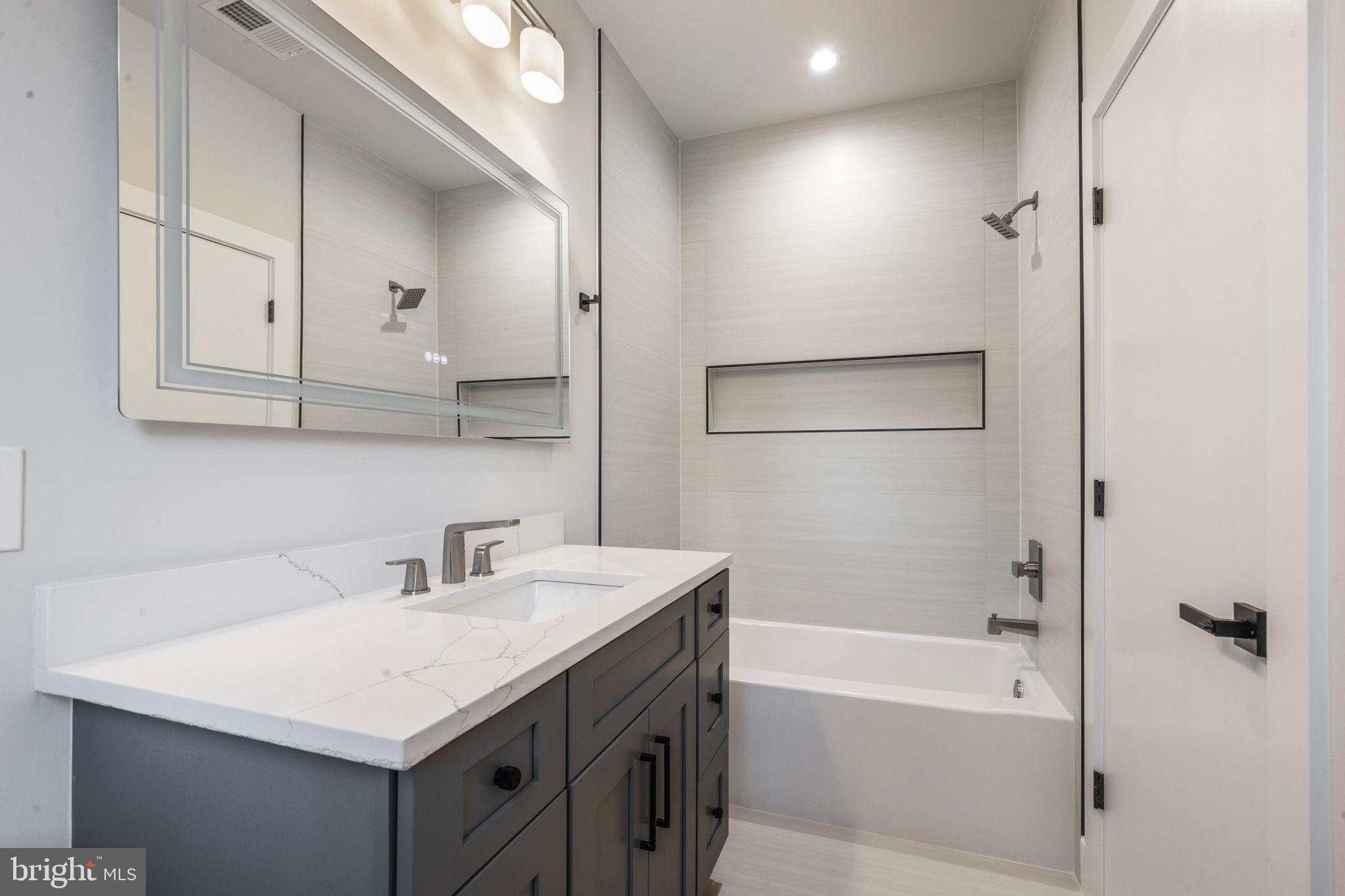 WOODS OF ILDA - Residential