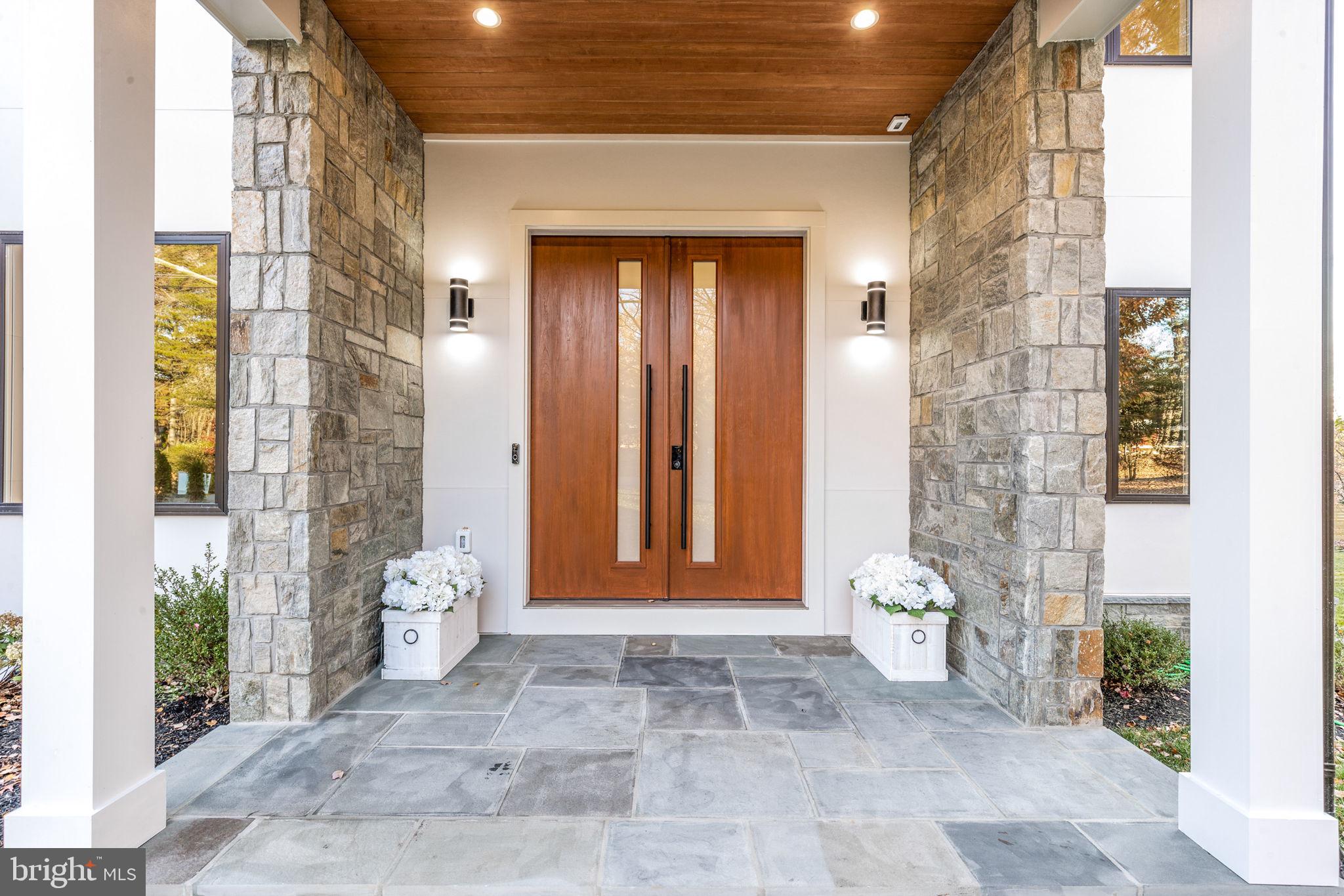 WOODS OF ILDA - Residential