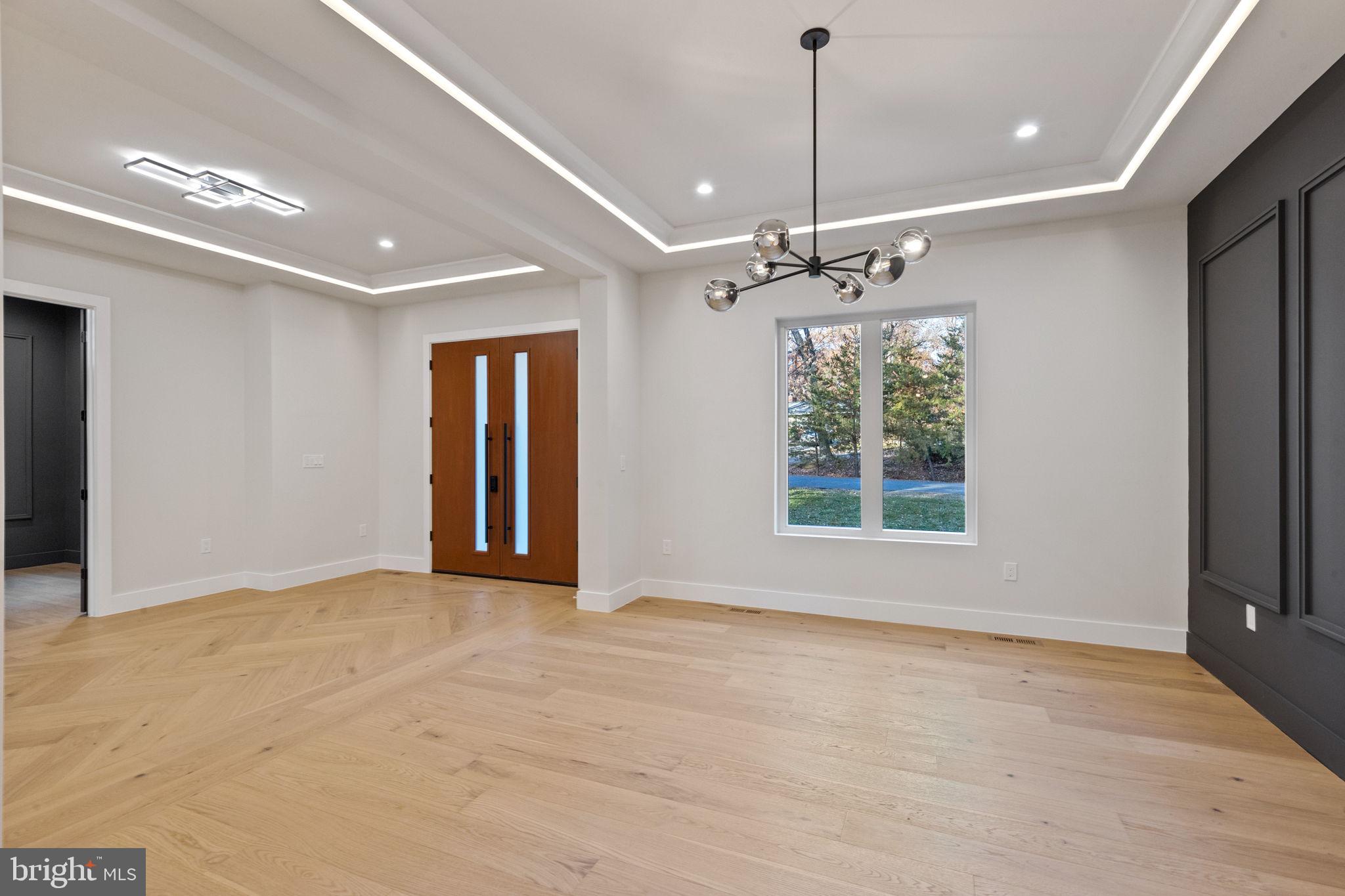 WOODS OF ILDA - Residential