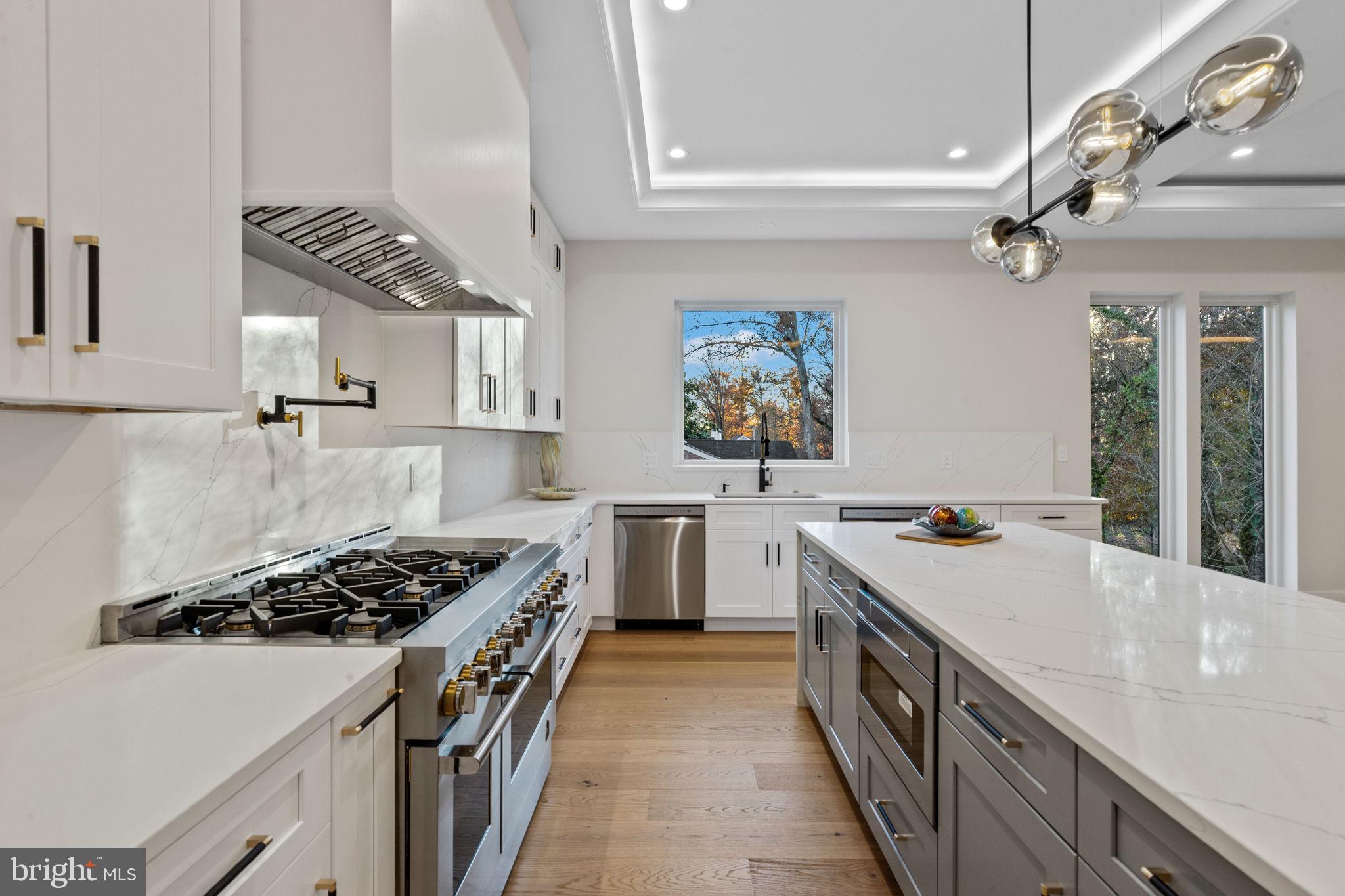 WOODS OF ILDA - Residential