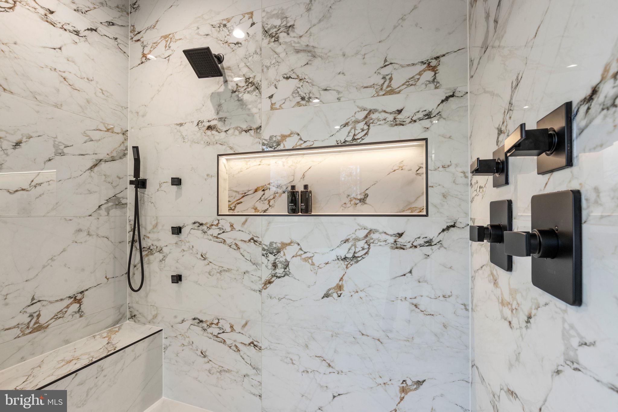 WOODS OF ILDA - Residential