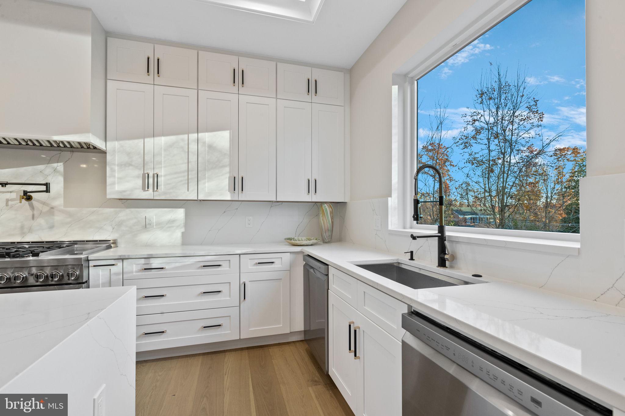 WOODS OF ILDA - Residential