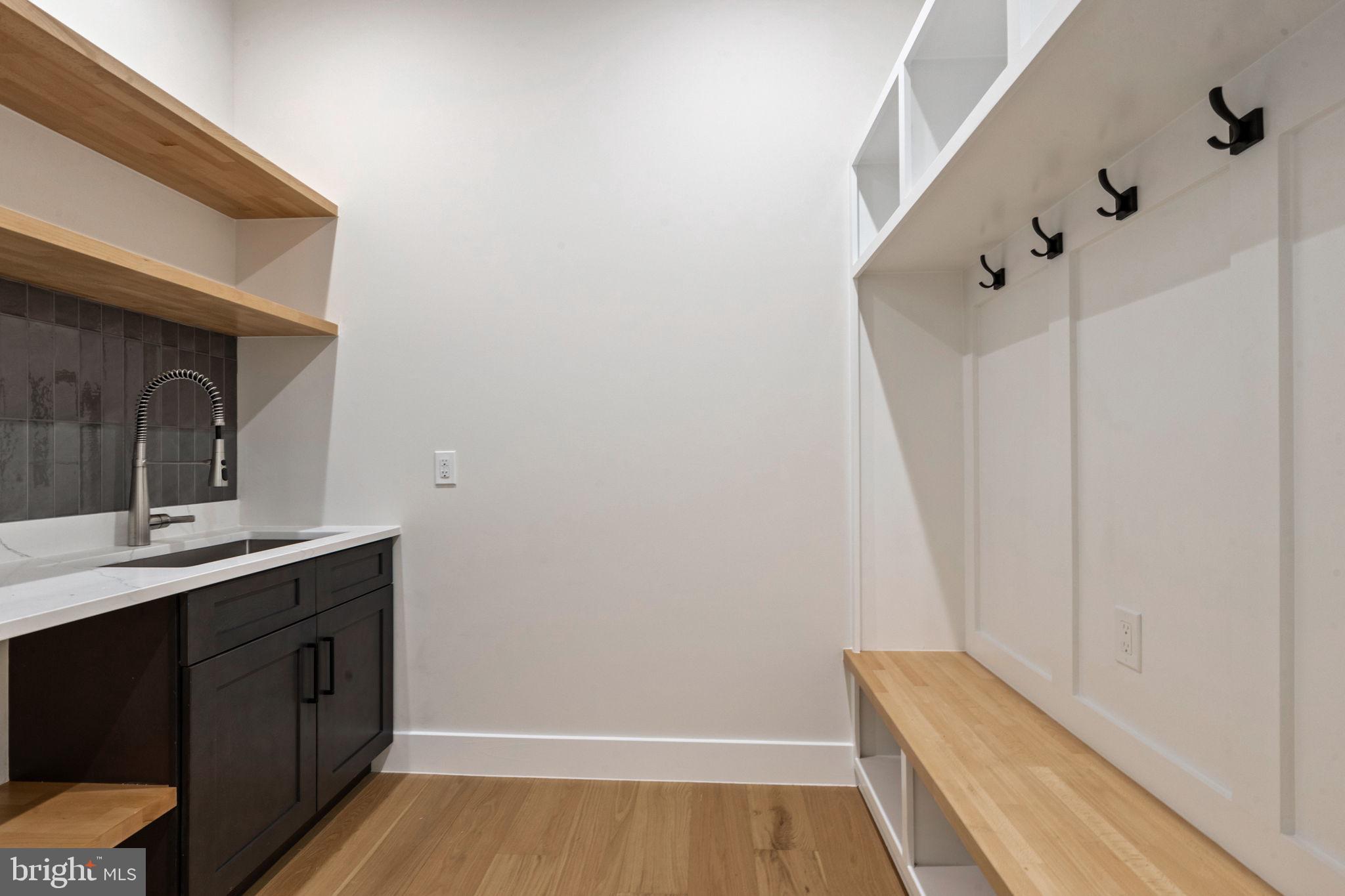 WOODS OF ILDA - Residential