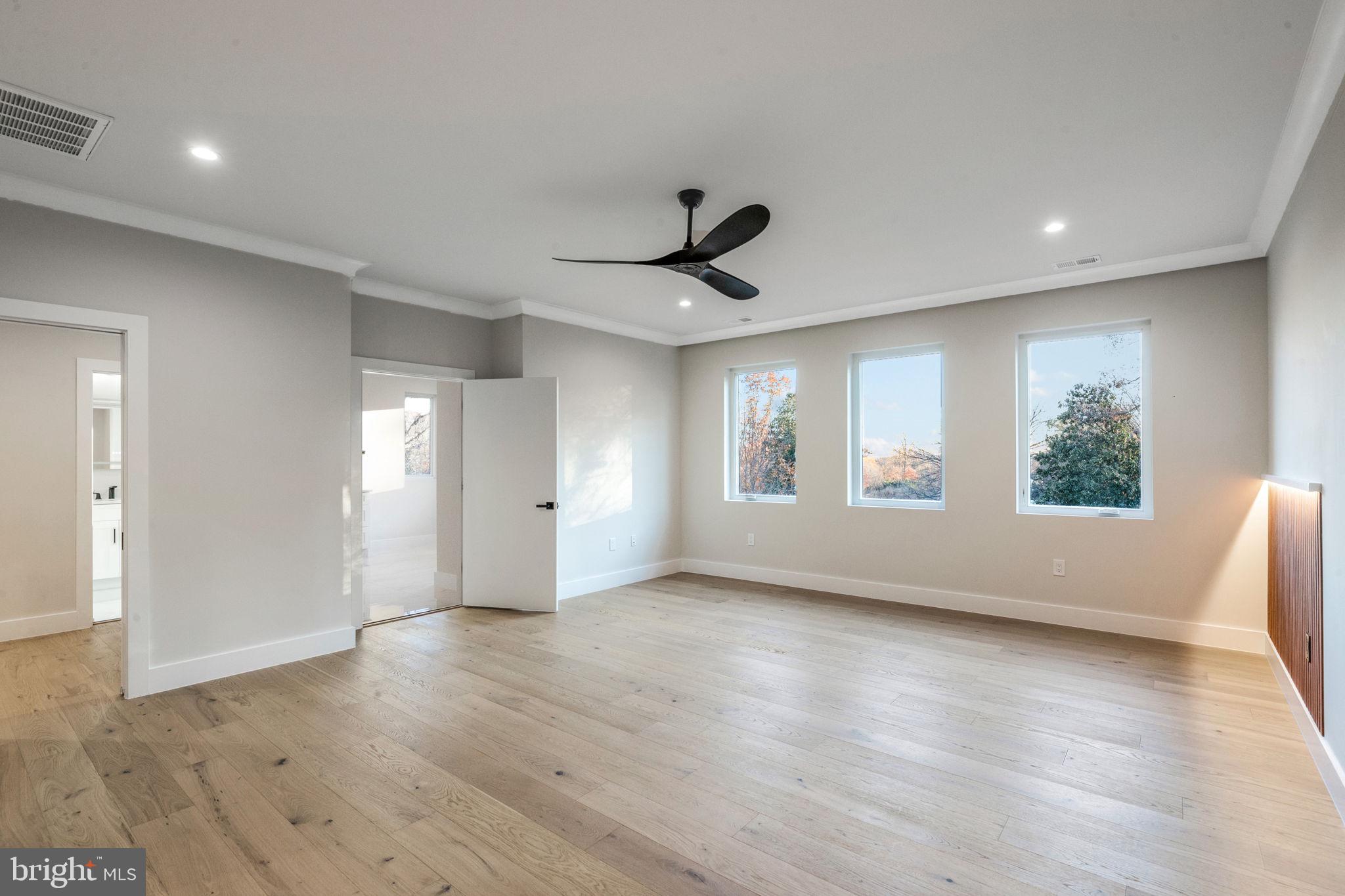 WOODS OF ILDA - Residential