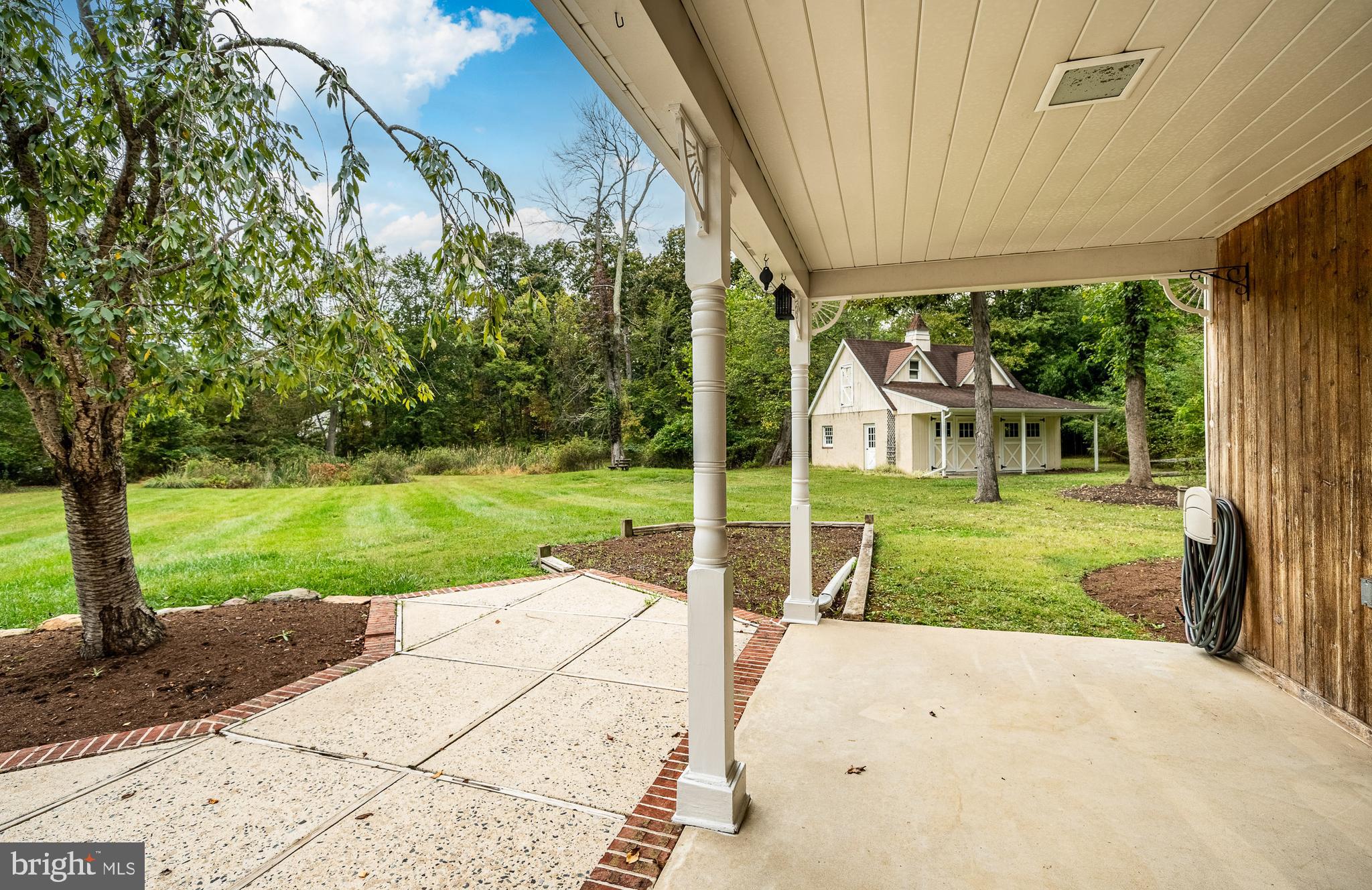 WILLISTOWN ACRES - Residential