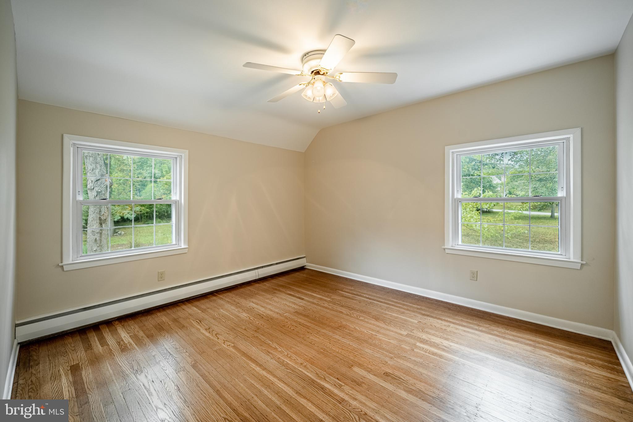 WILLISTOWN ACRES - Residential