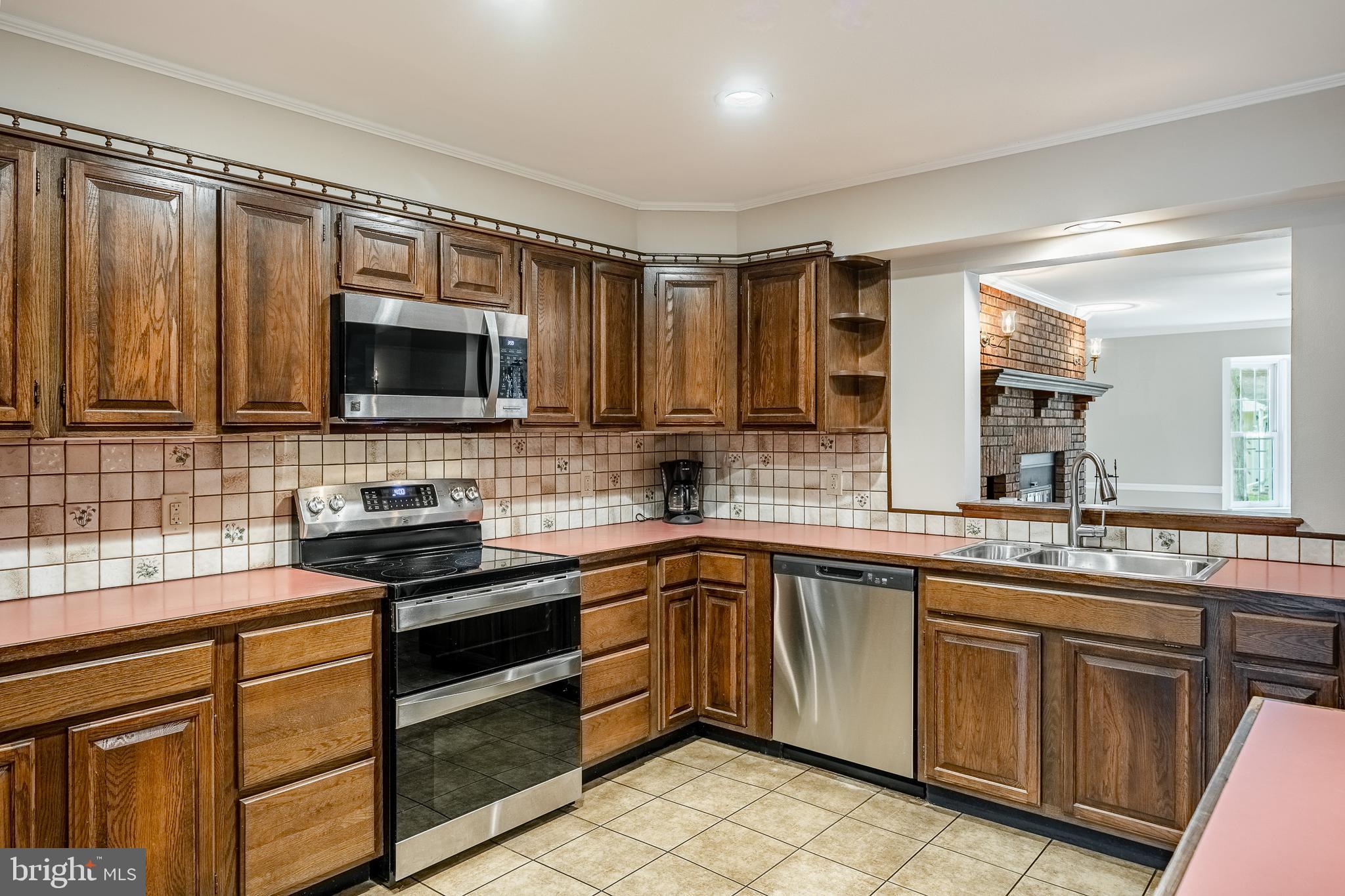 WILLISTOWN ACRES - Residential