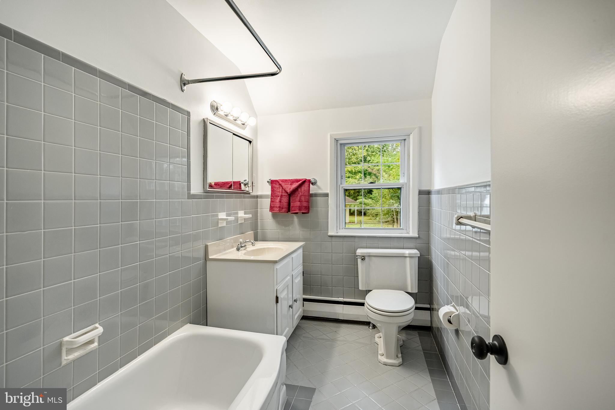 WILLISTOWN ACRES - Residential