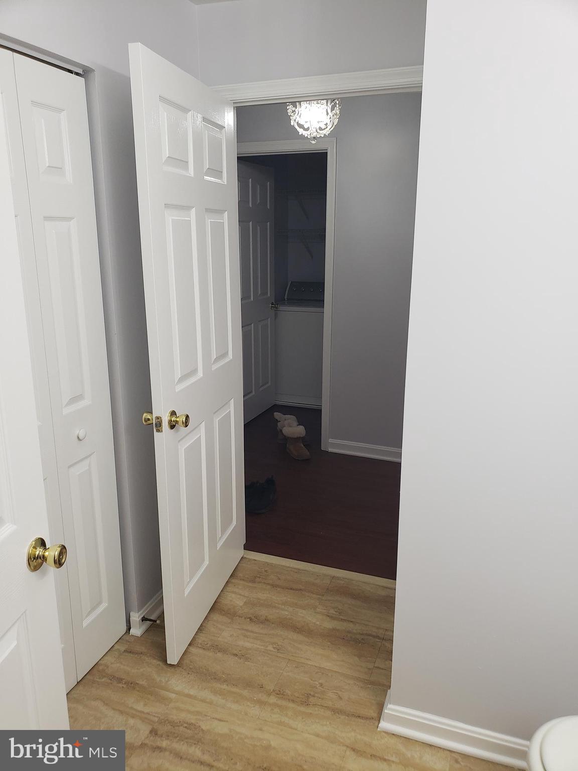 BROOKSTONE - Residential Lease