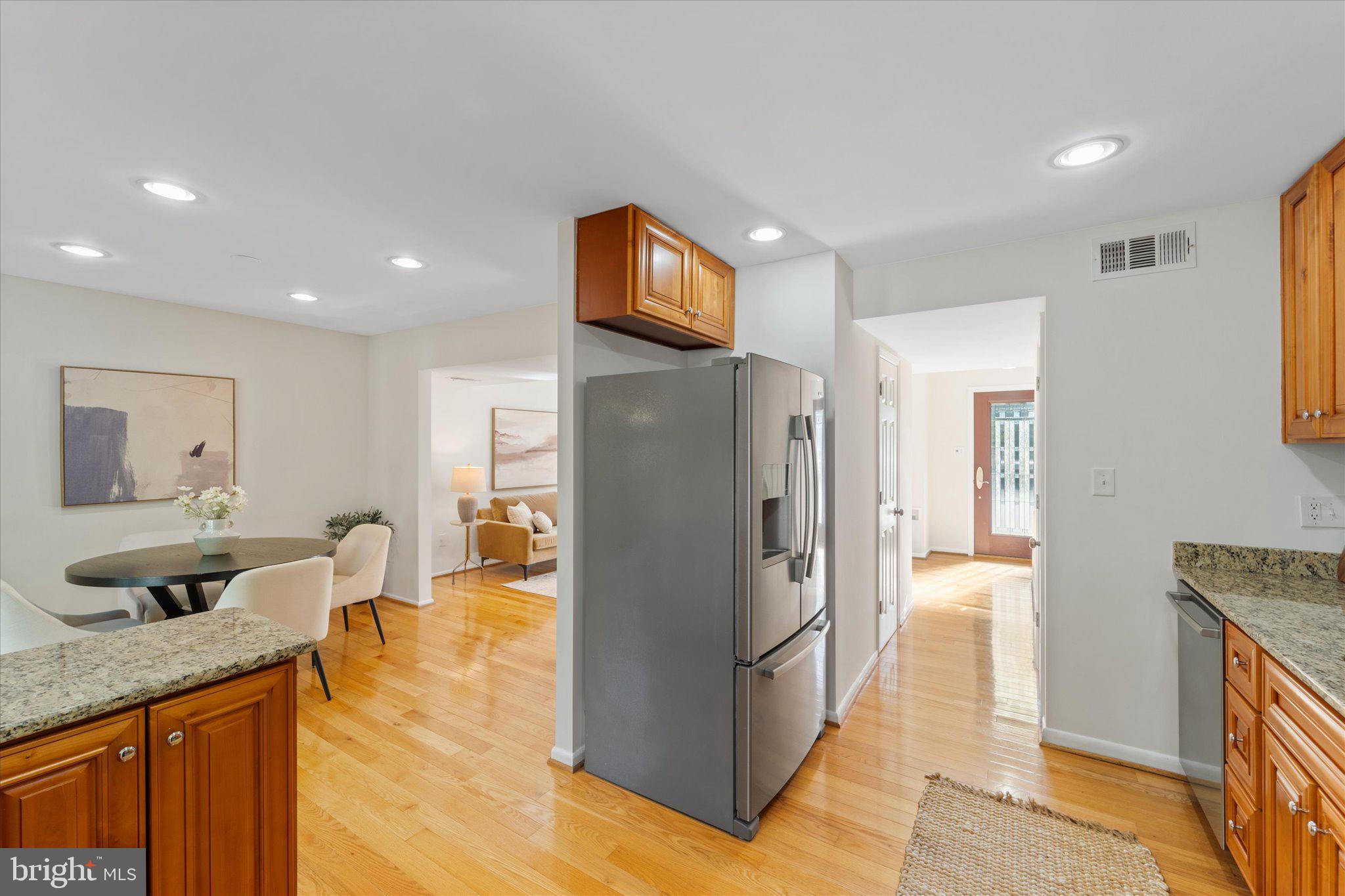 DANBURY FOREST - Residential